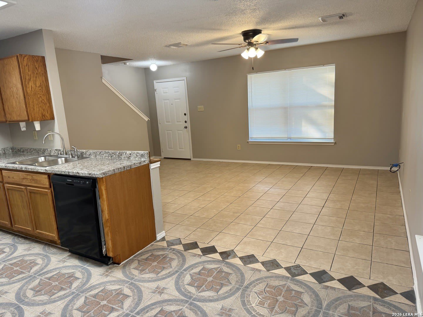 10158 Bastrop Crk – photo 4