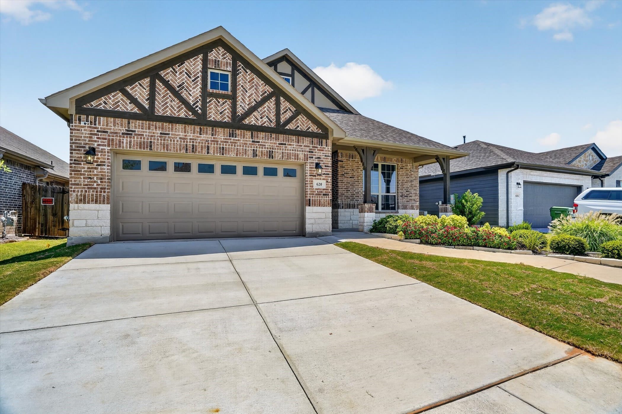 620 Godley – photo 2