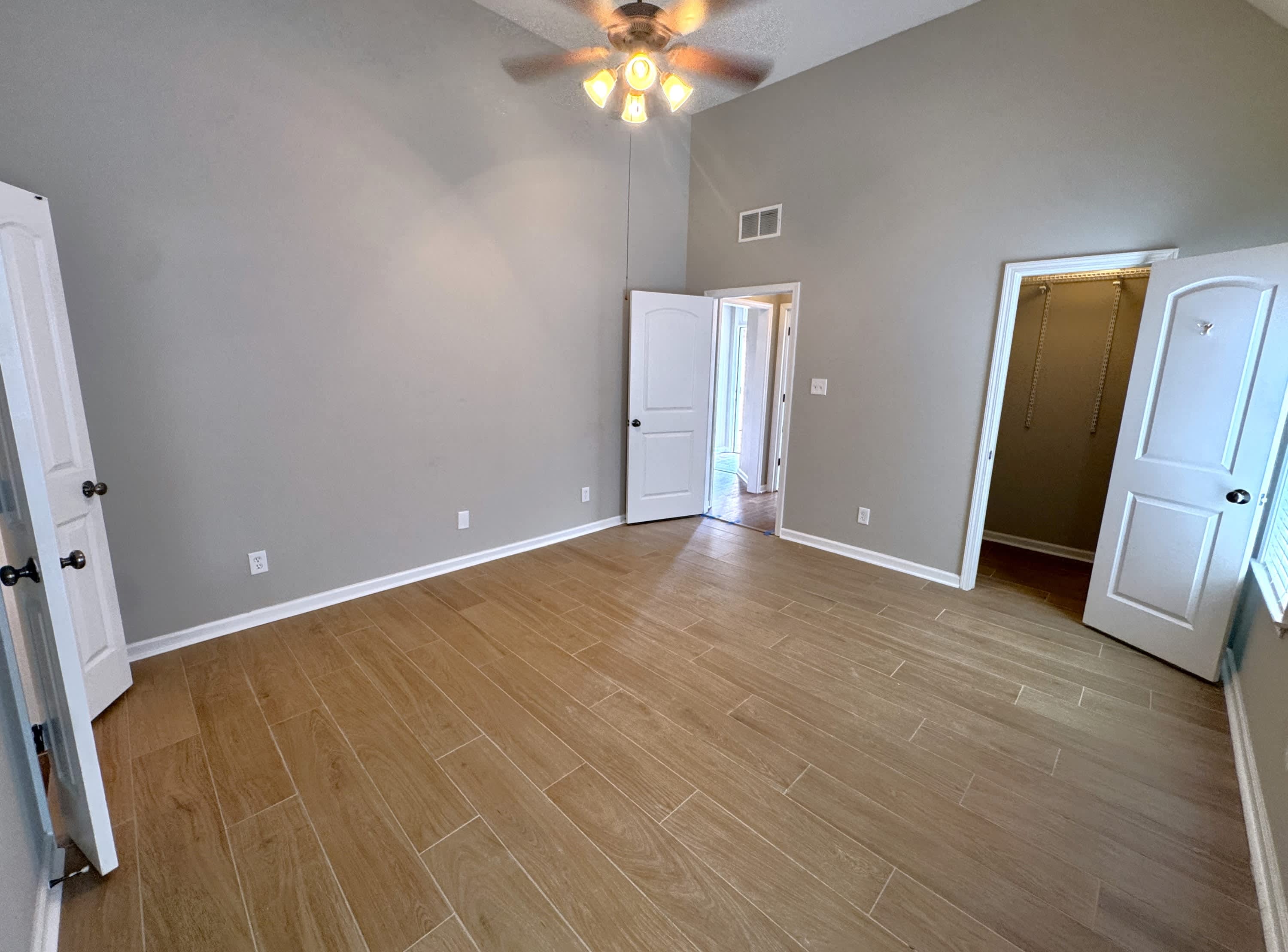 10228 Morning Hill Drive – photo 4