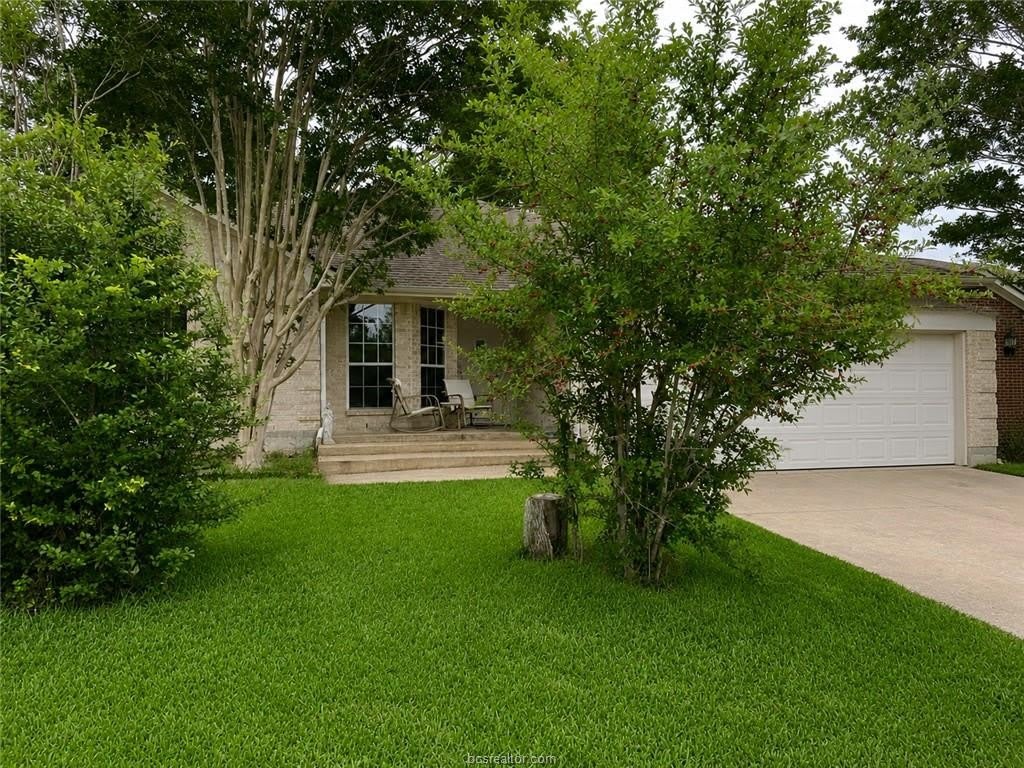 1206 Mullins Court – photo 1