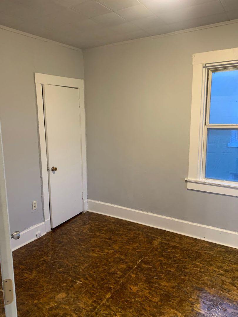 4 Bedroom Single Family – photo 4