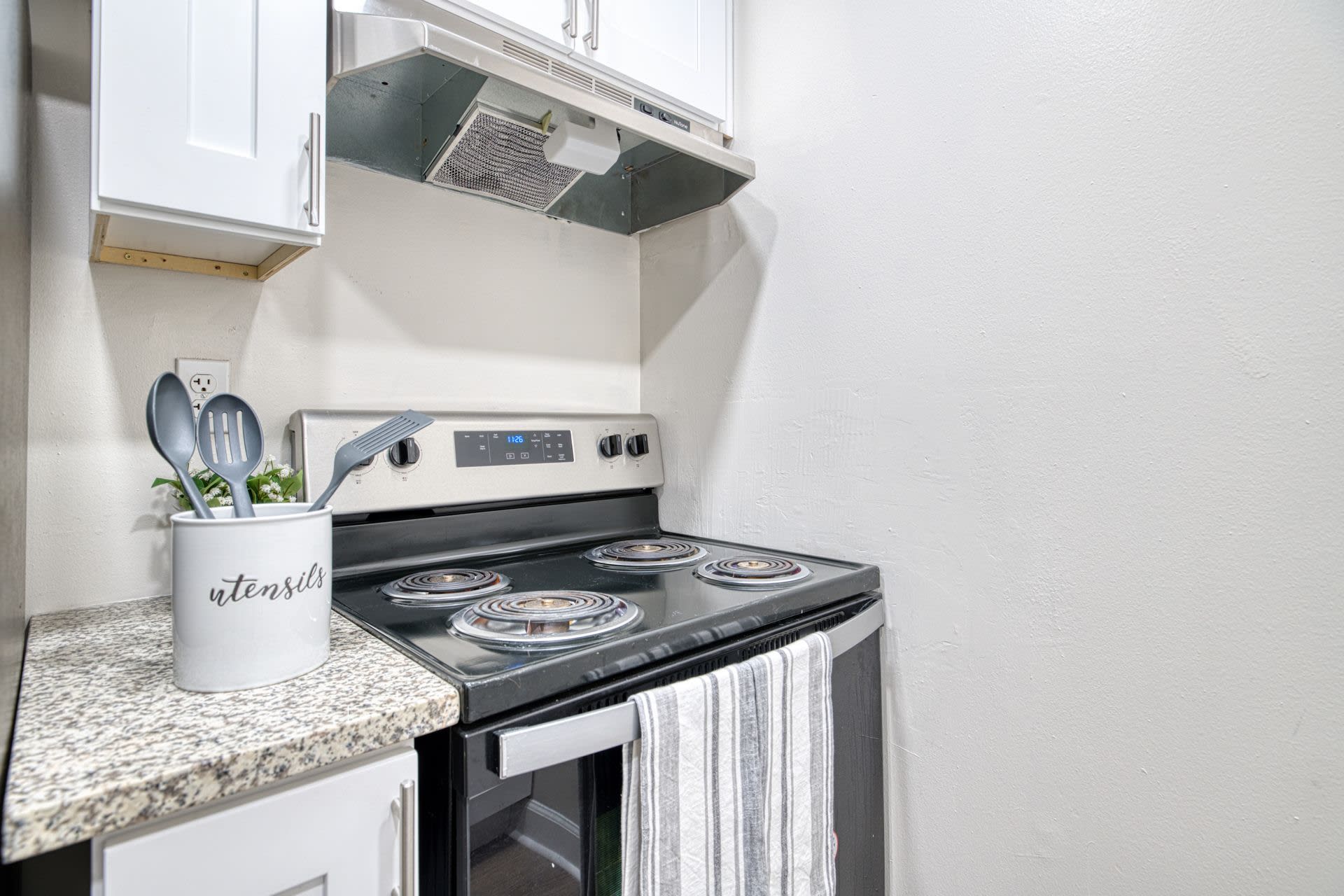 The Seaboard Apartments – photo 2