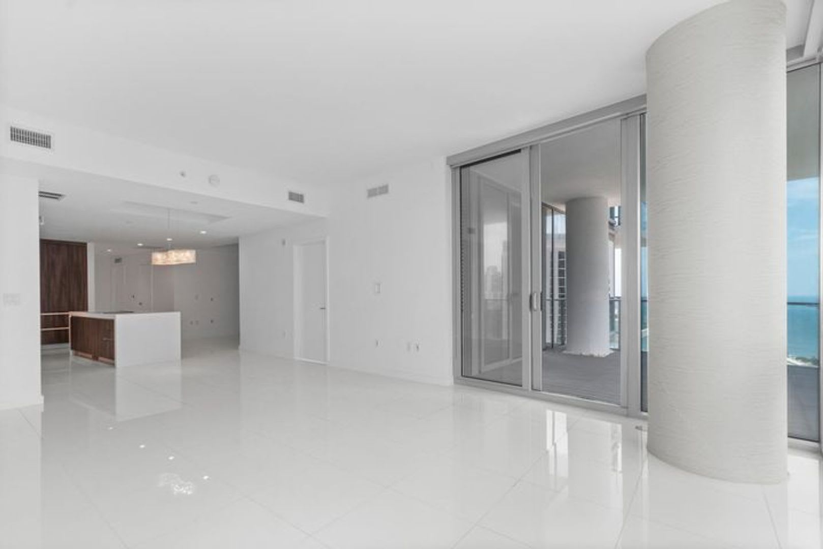 851 NE 1st Avenue 3512, Miami, FL 33132 – photo 5