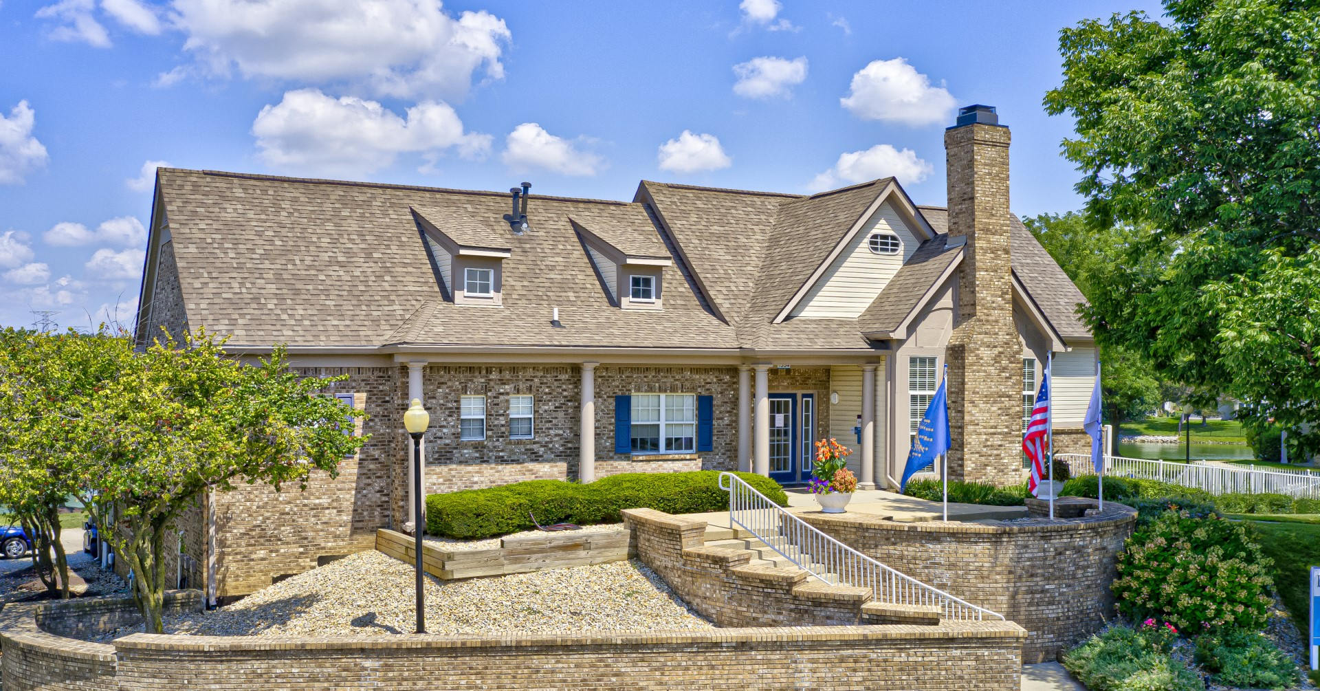BayShore Apartments – photo 1