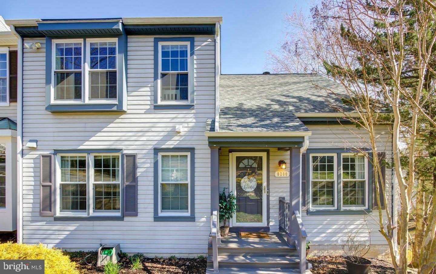 8200 Maple Ridge Avenue – photo 2