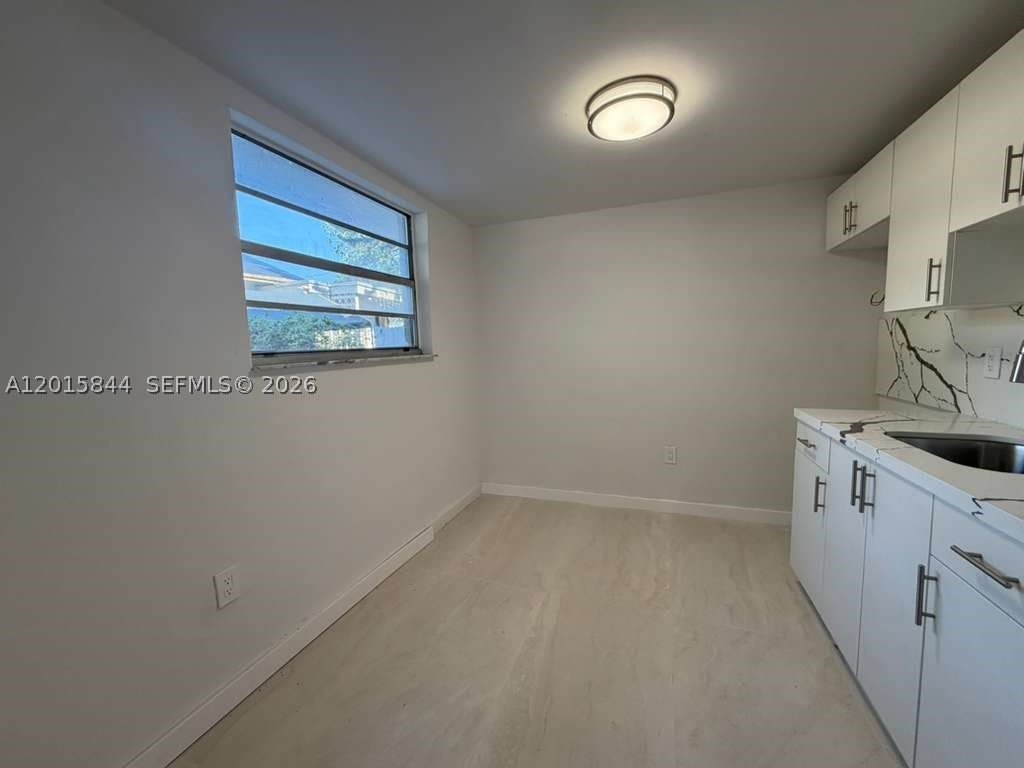 1461 SW 7th St – photo 5