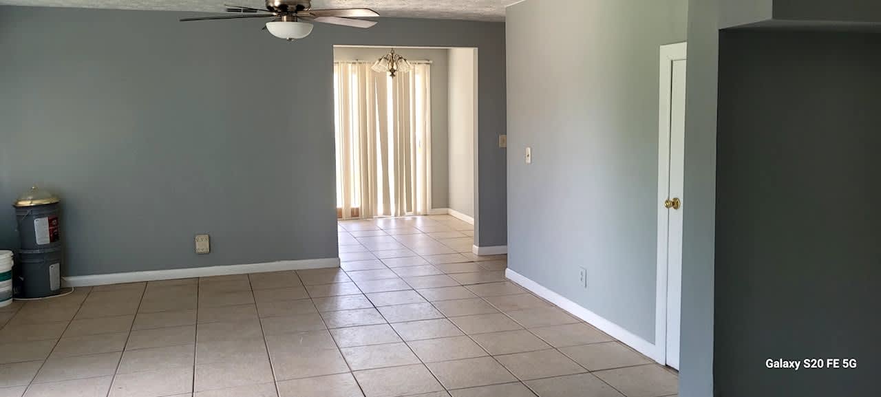 514 W Clermont Dr – photo 4