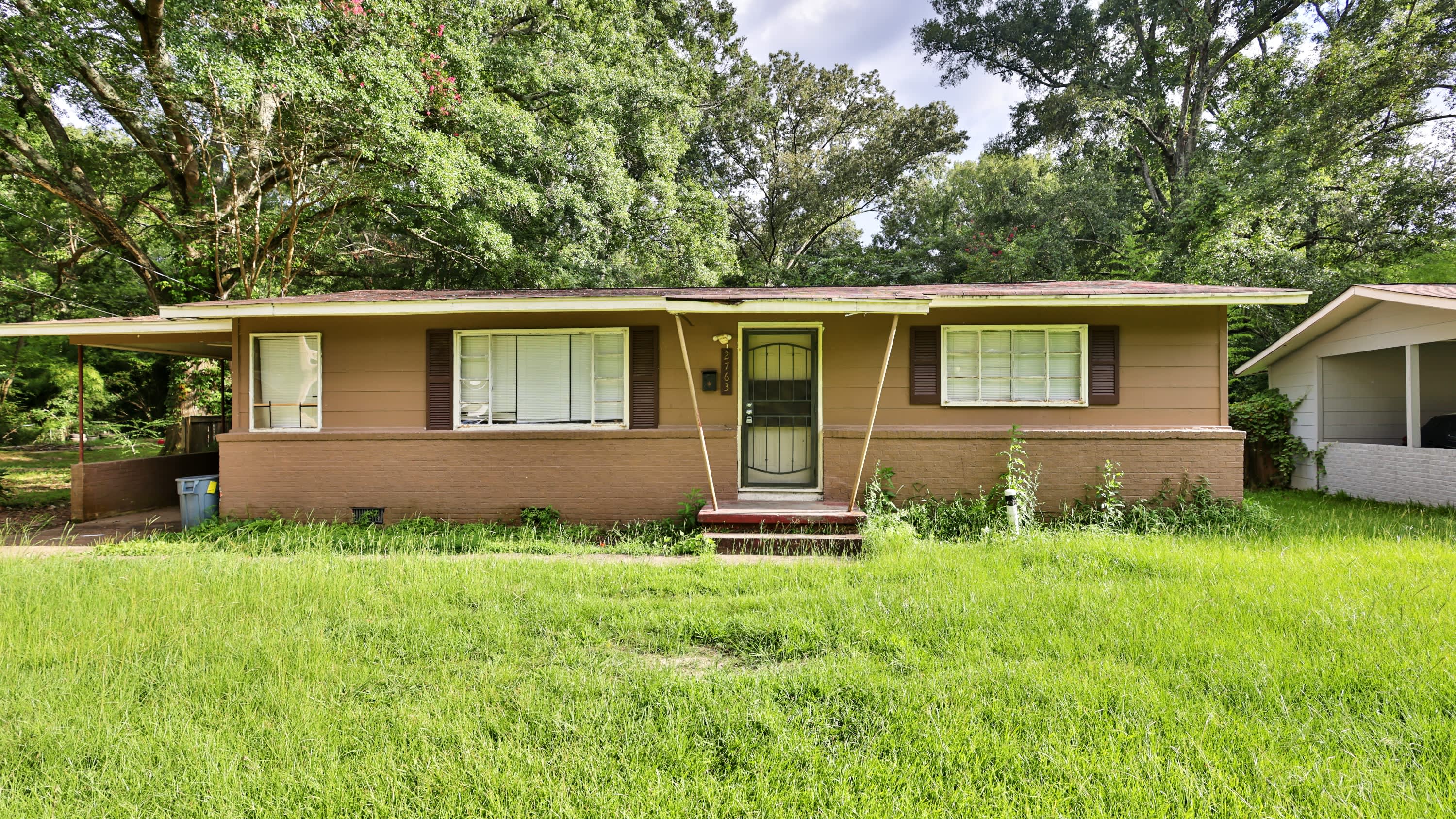 2763 Emerald Dr – photo 1