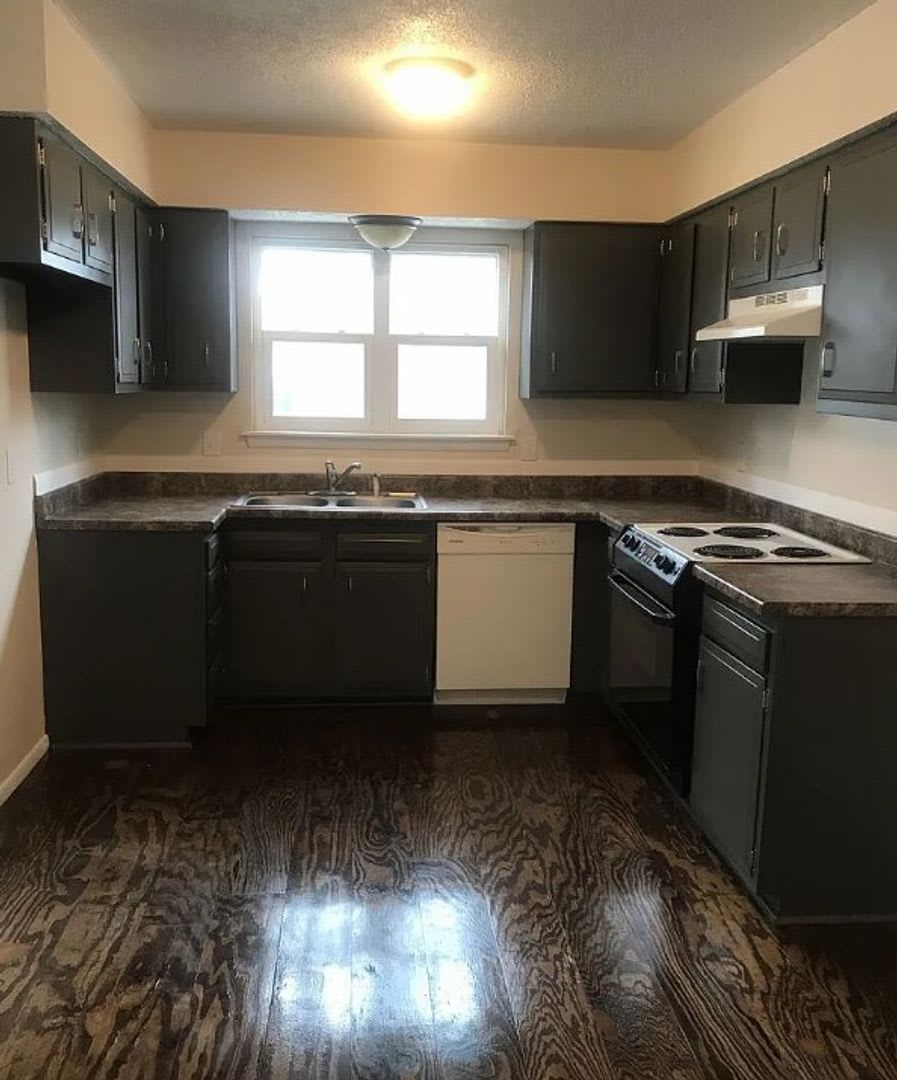LEASING – photo 3