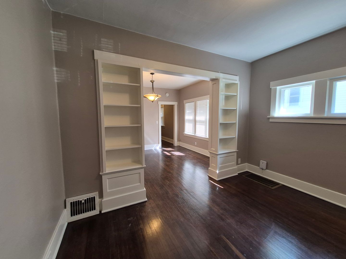 2 Bed/1 Bath – photo 2