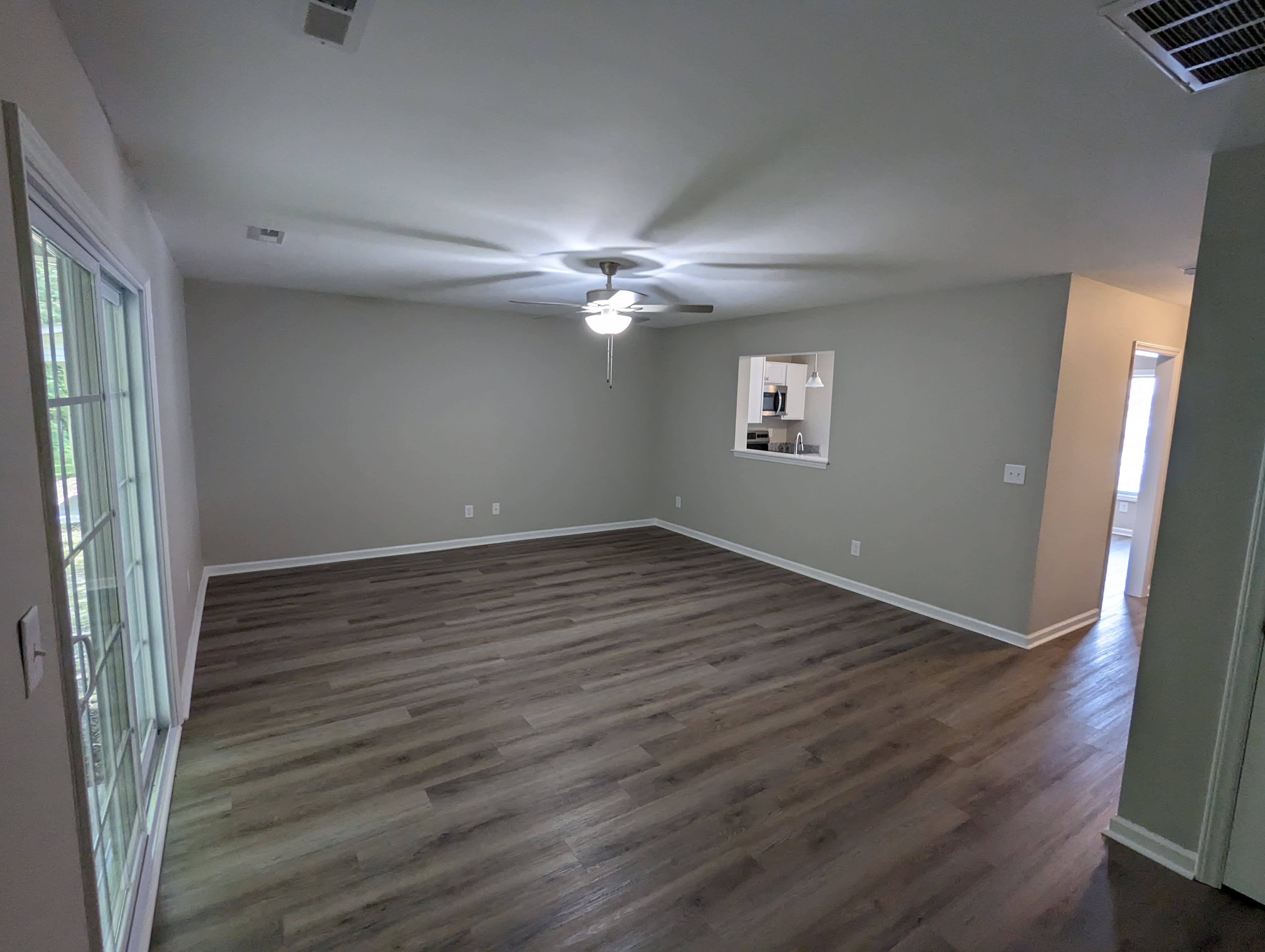 4160 Brook Creek Ln Unit B – photo 5