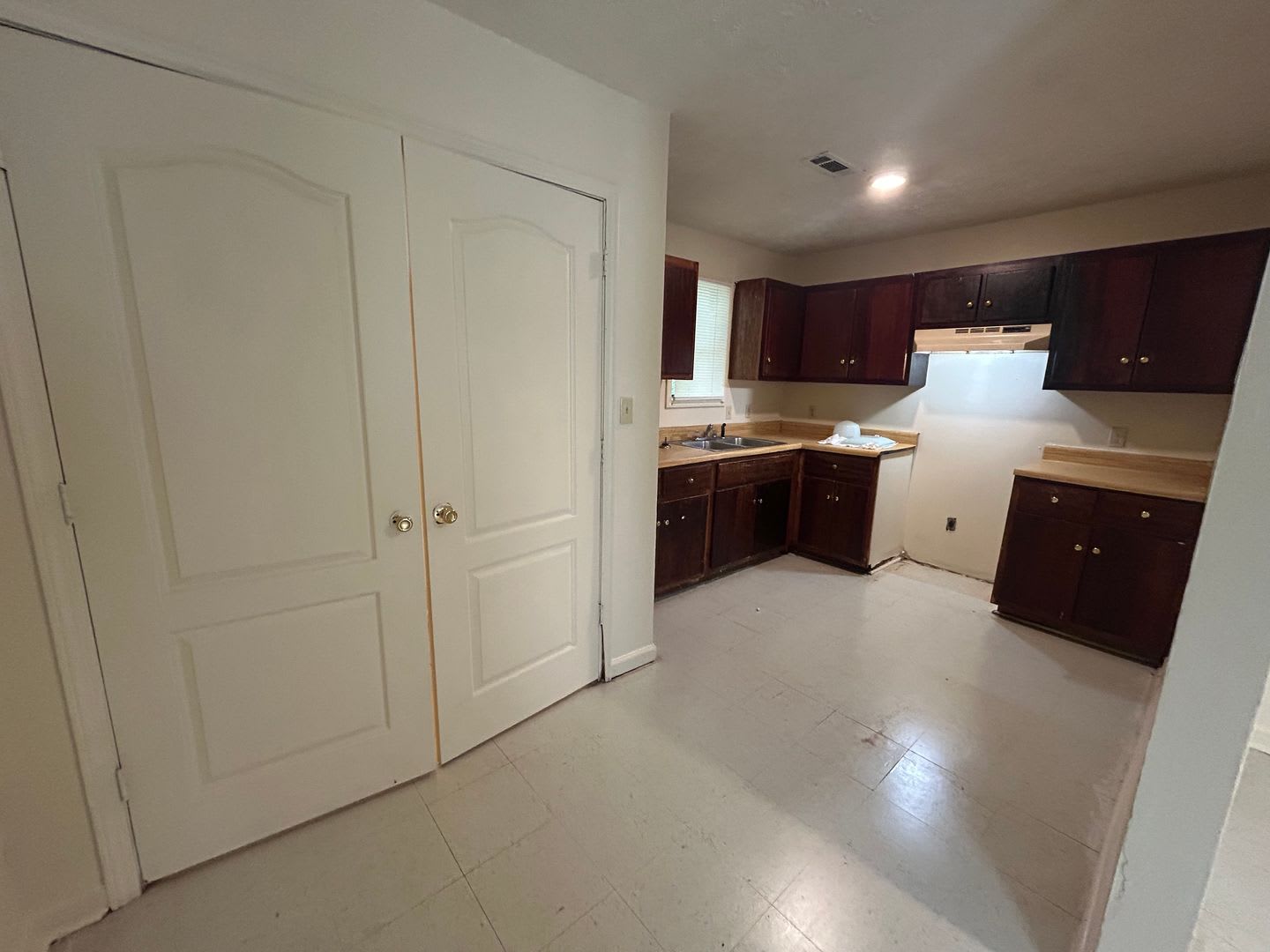 20 Tina Dr – photo 3