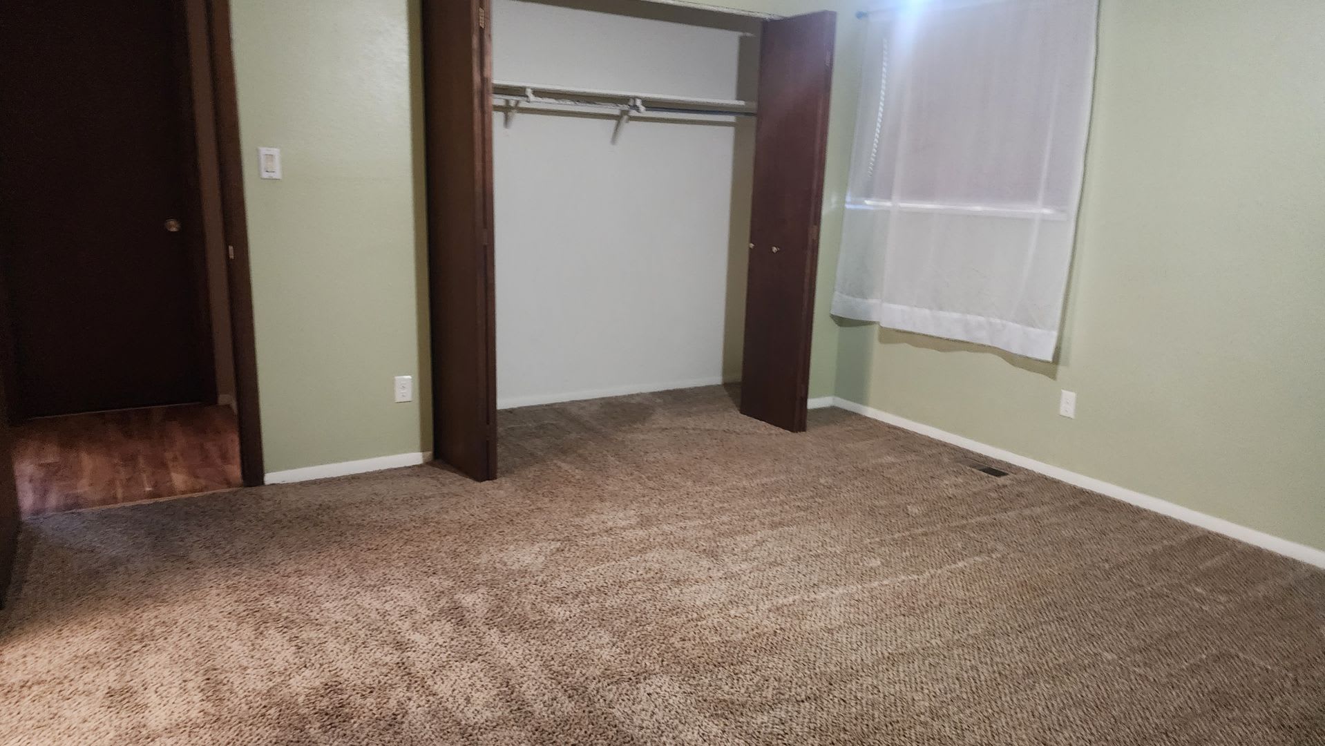 3 bedroom, 2 bath, 2 car garage for rent – photo 5