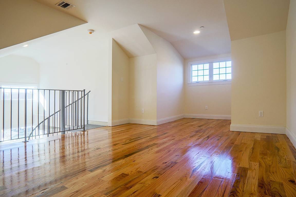 40 Cedar Swamp Rd – photo 4
