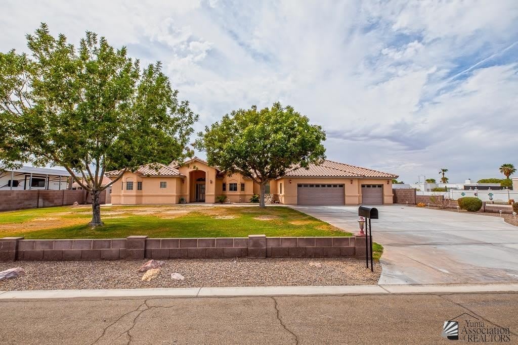 14710 BLANCO AVE – photo 1