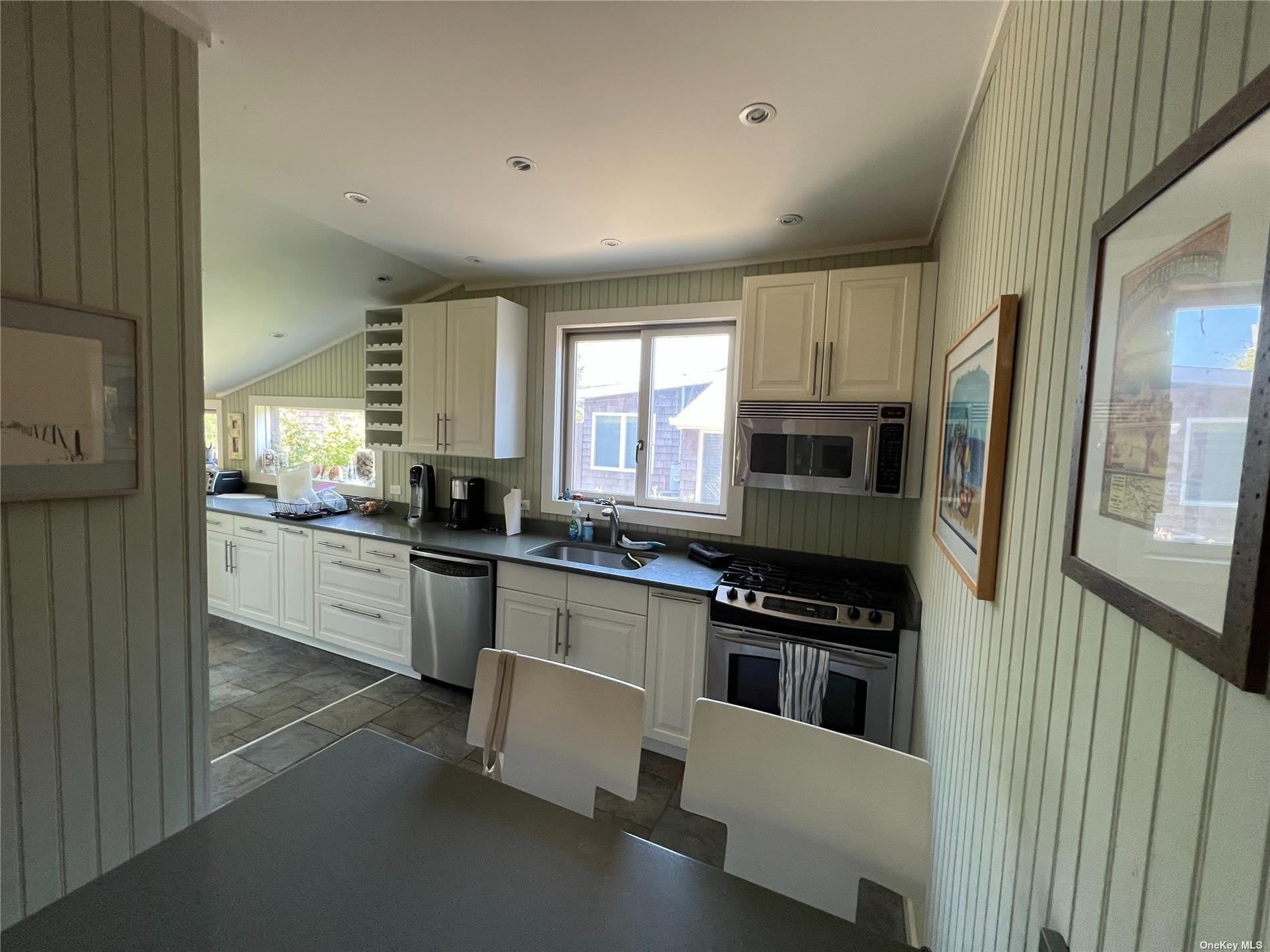 731 Ocean Breeze Walk – photo 5