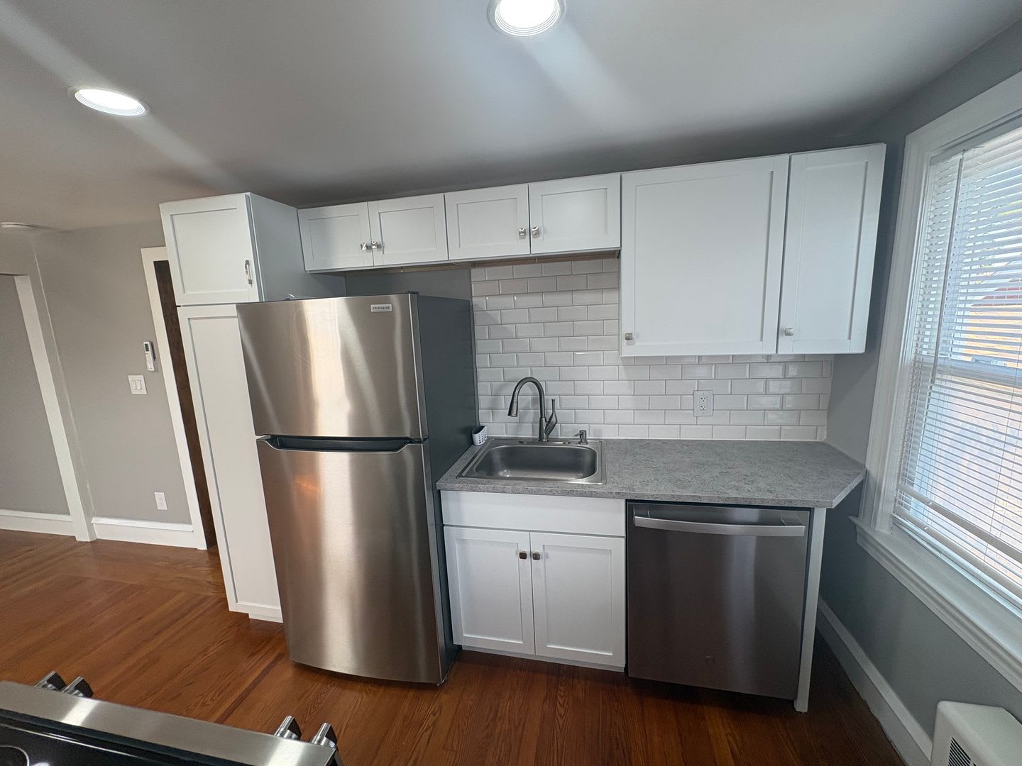 Newly Renovated Apartment For Rent in North Providence! – photo 4