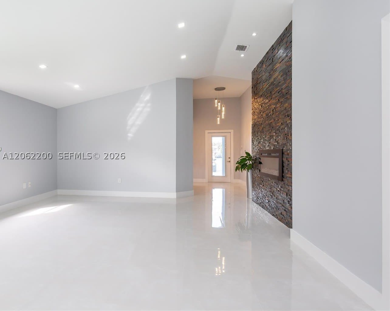 14003 SW 147th Ct – photo 3