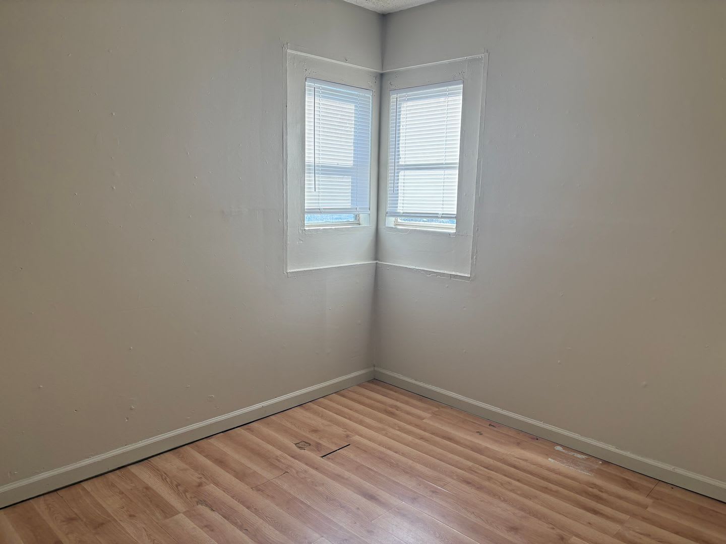 2 Bedroom / 1 Bath House – photo 5