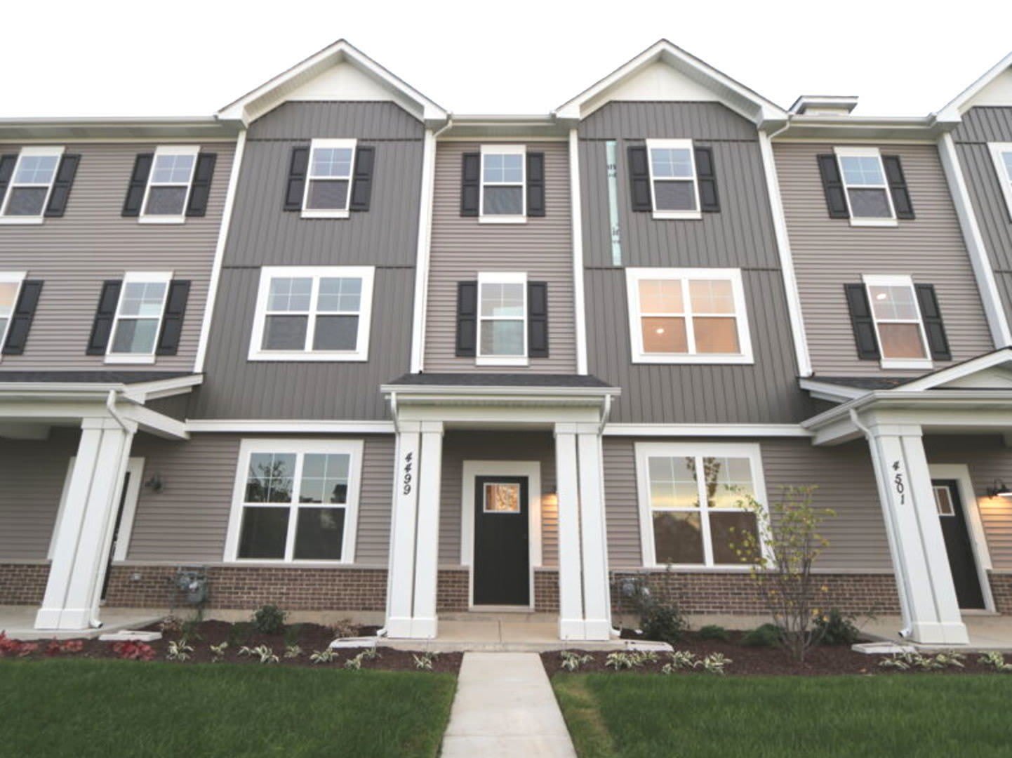 4499 Chelsea Manor Circle – photo 1