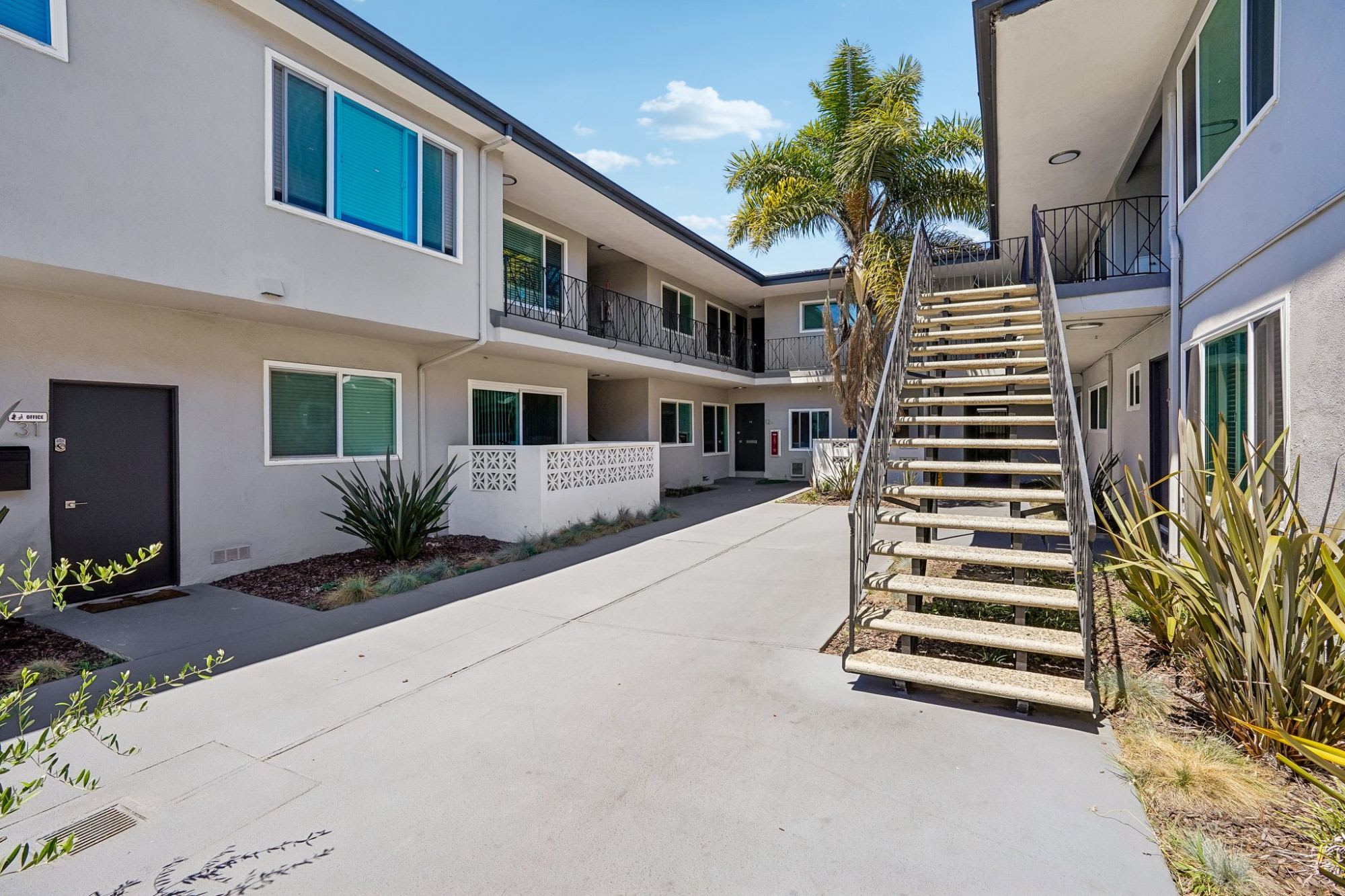 21007 Victor St – photo 4