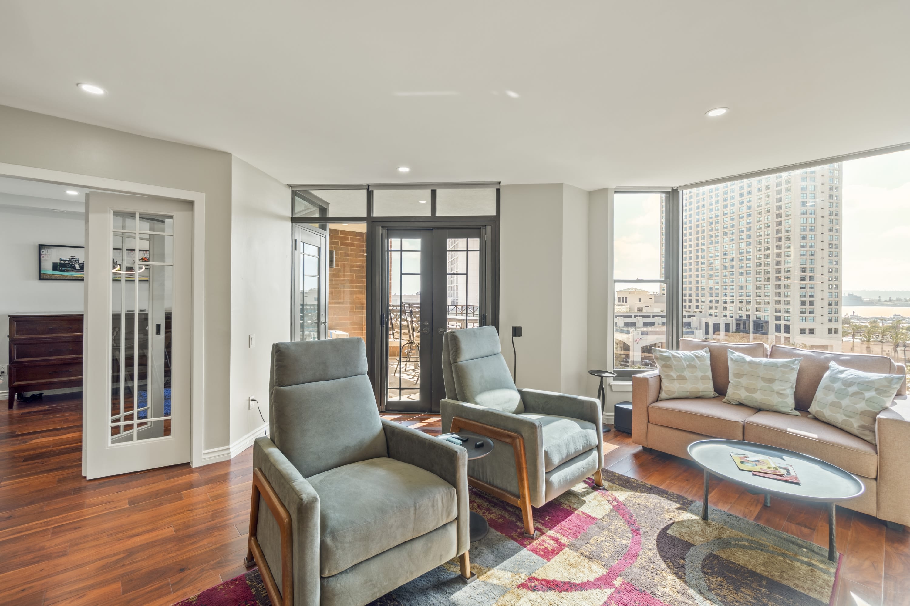 500 West Harbor Drive – photo 4