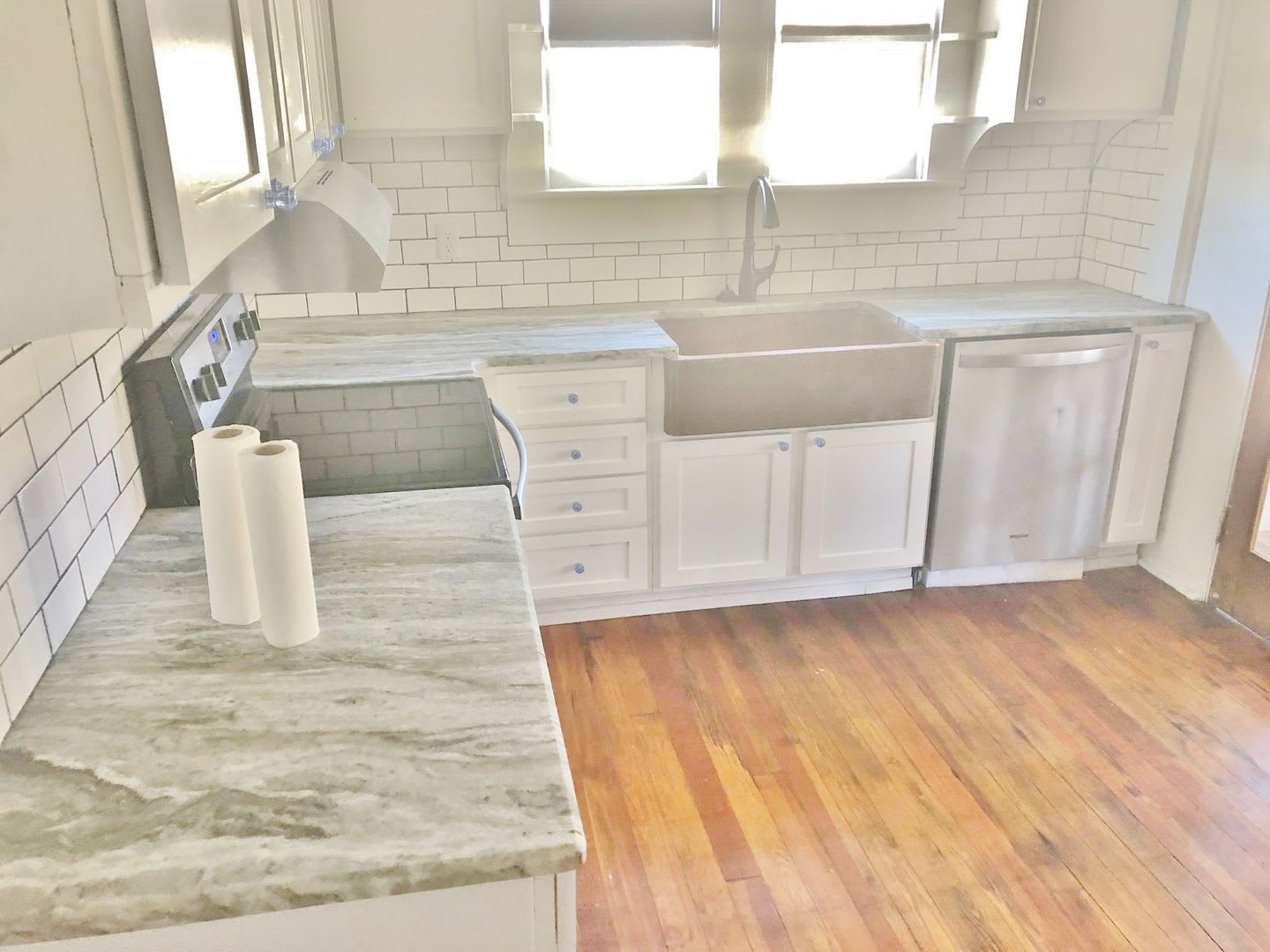 3 Bedrooms 1 Bath – photo 5