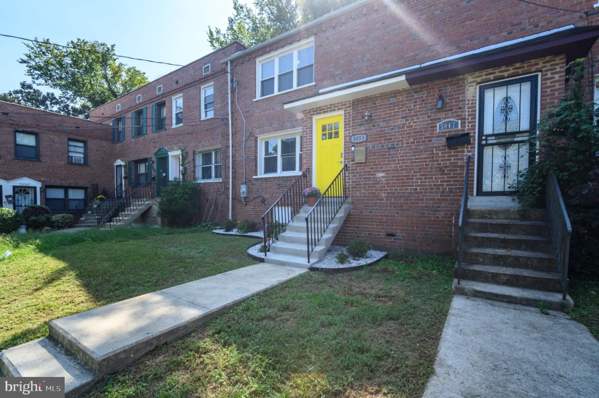 5053 SHERIFF Road NE – photo 2
