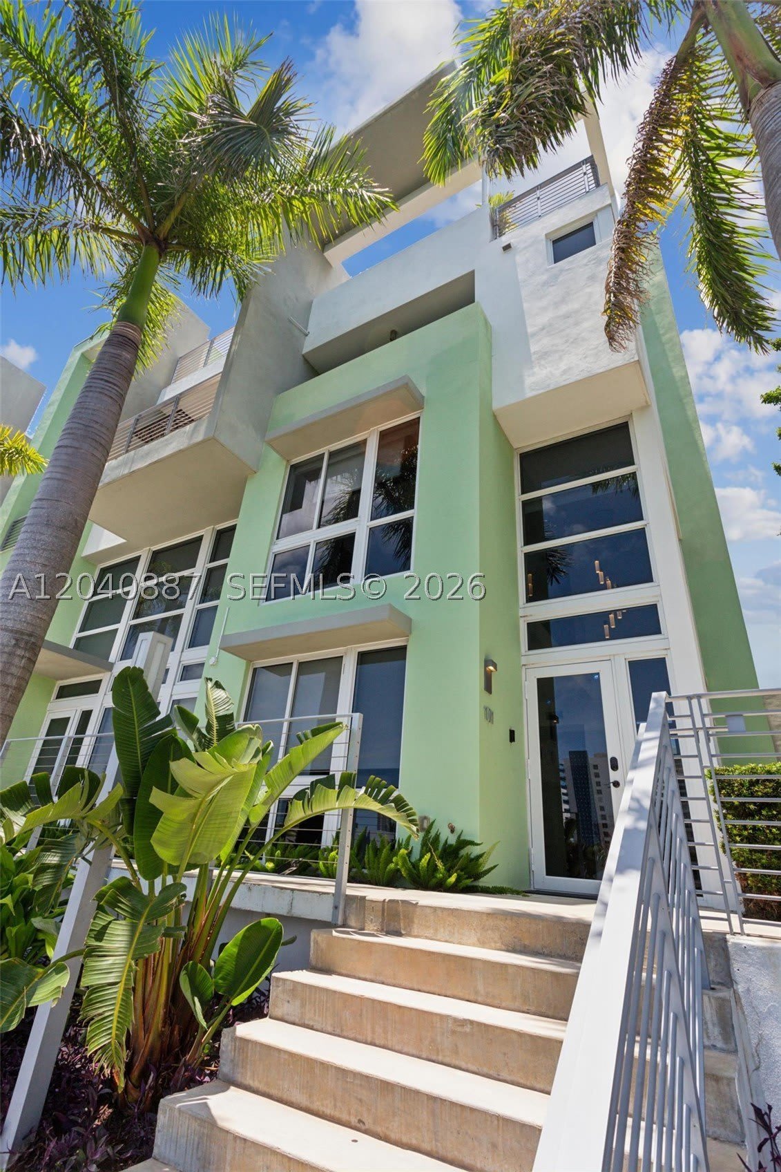 101 N Shore Dr – photo 1