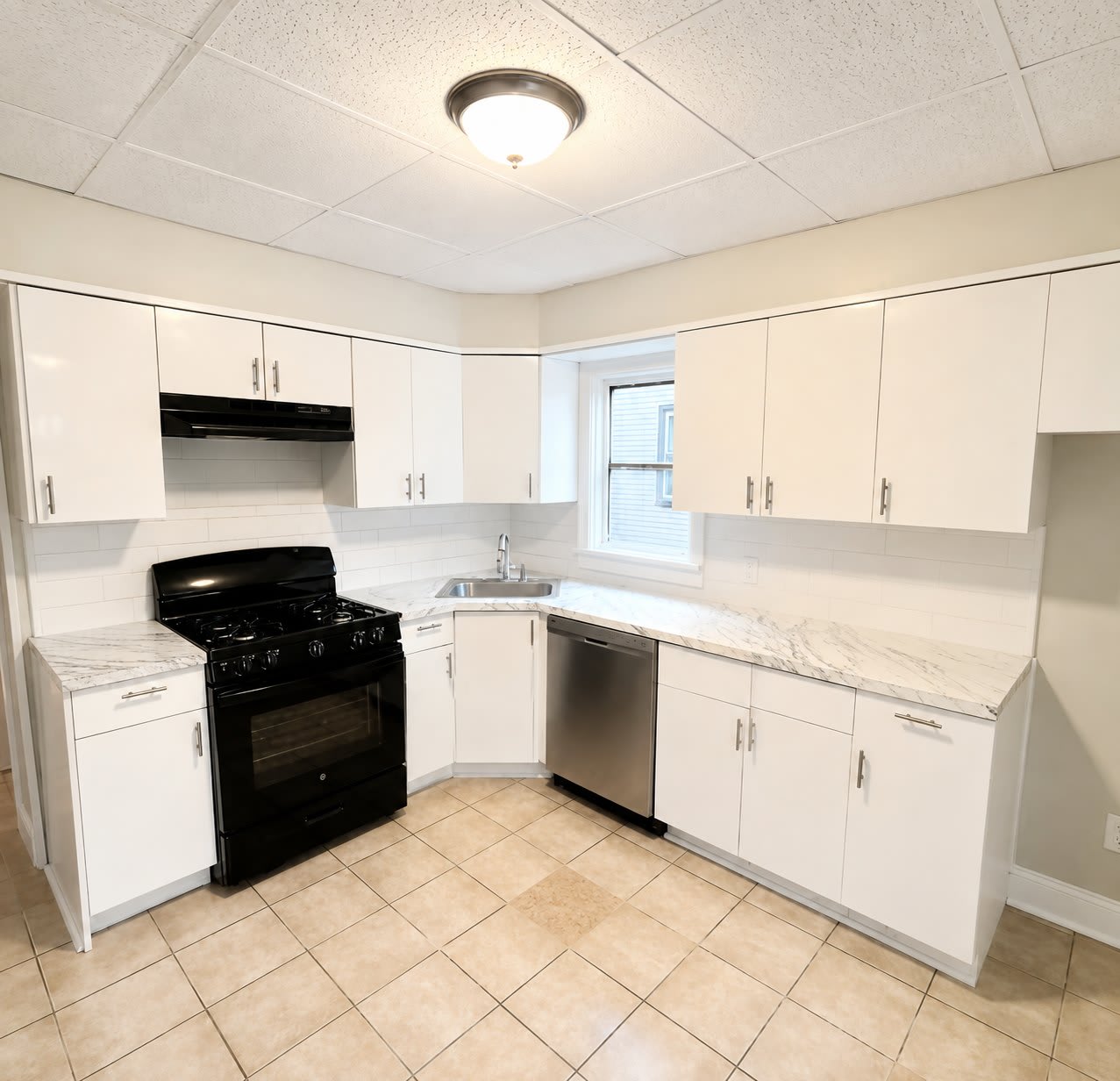192 194 Shephard Avenue – photo 1