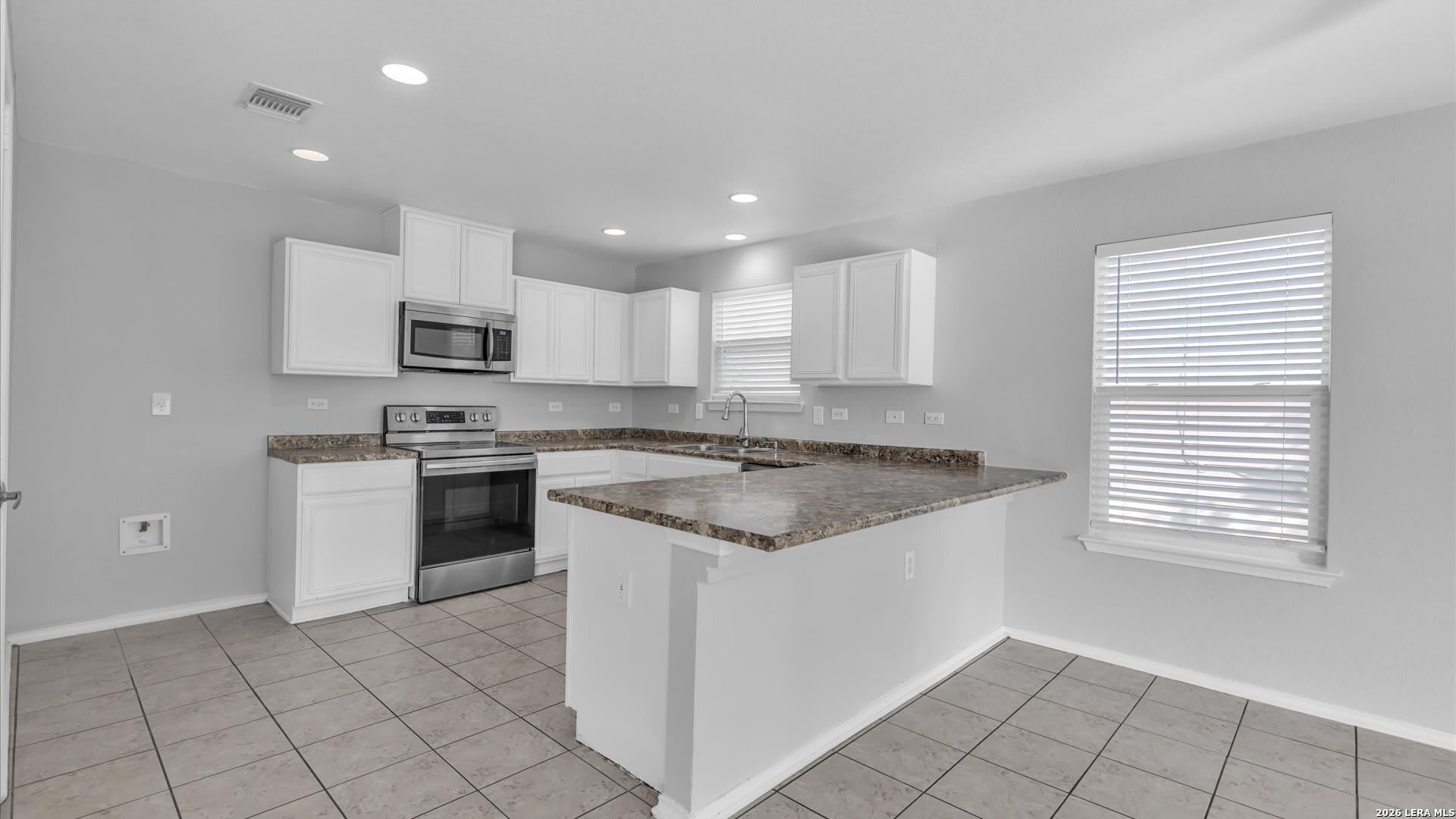 7435 Primrose Post – photo 3