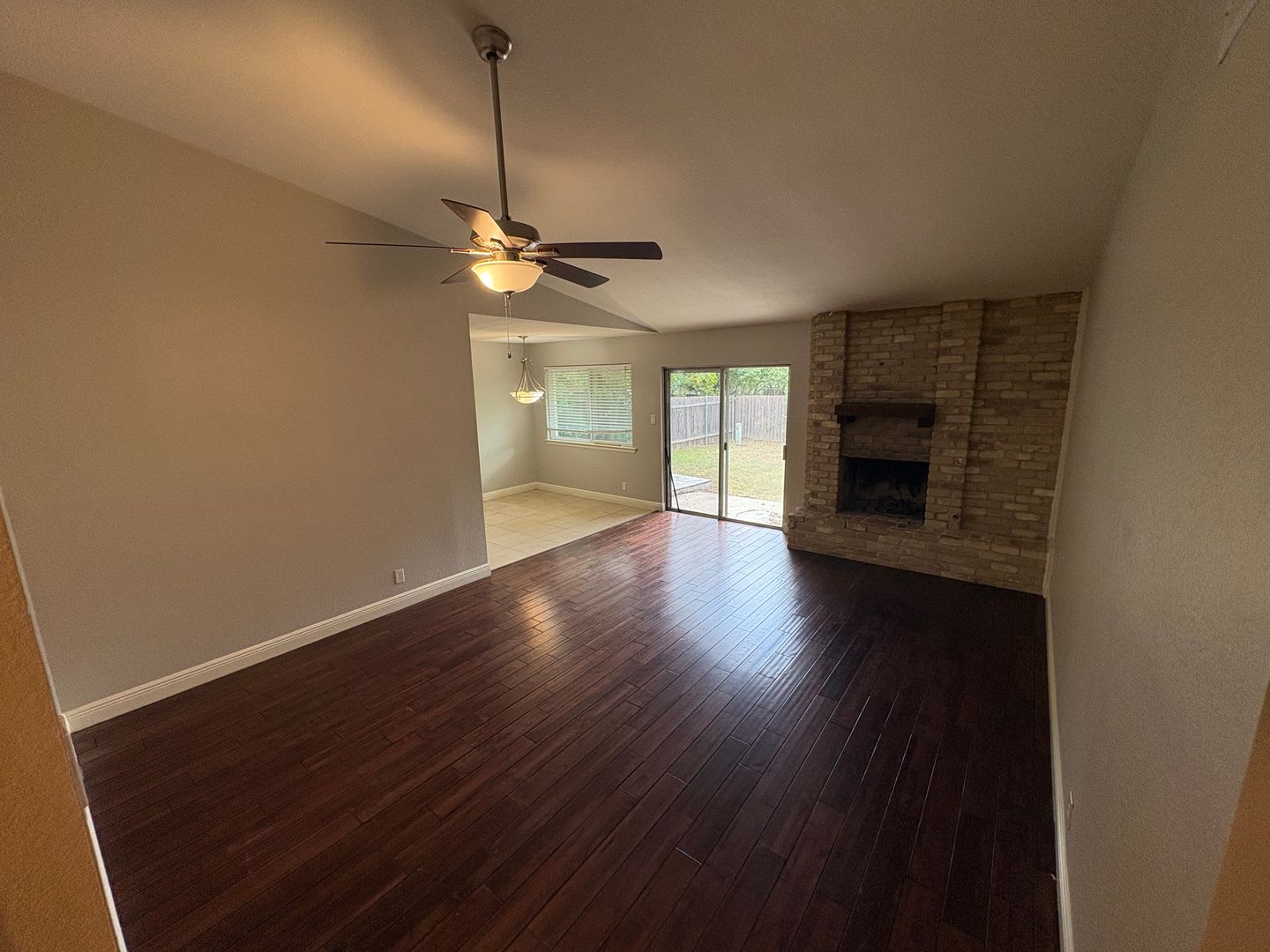 Great home in Anderson Mill! – photo 4