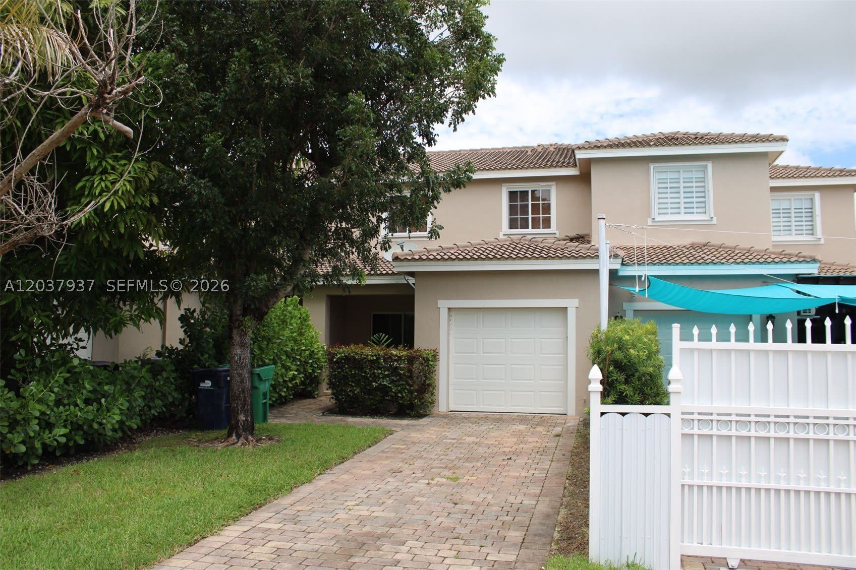 27568 SW 143rd Ave – photo 2