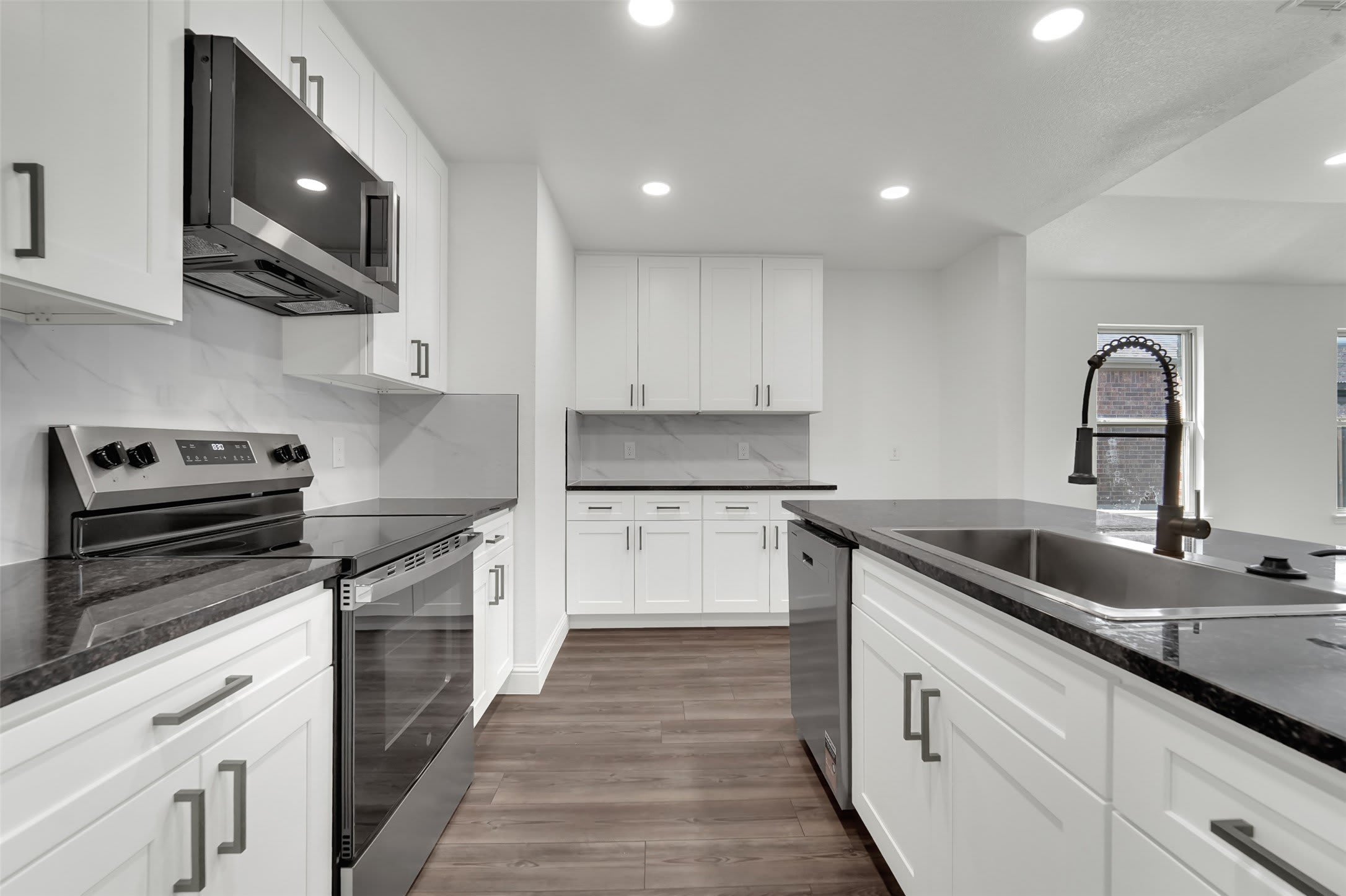 1810 Prairie View Drive – photo 5