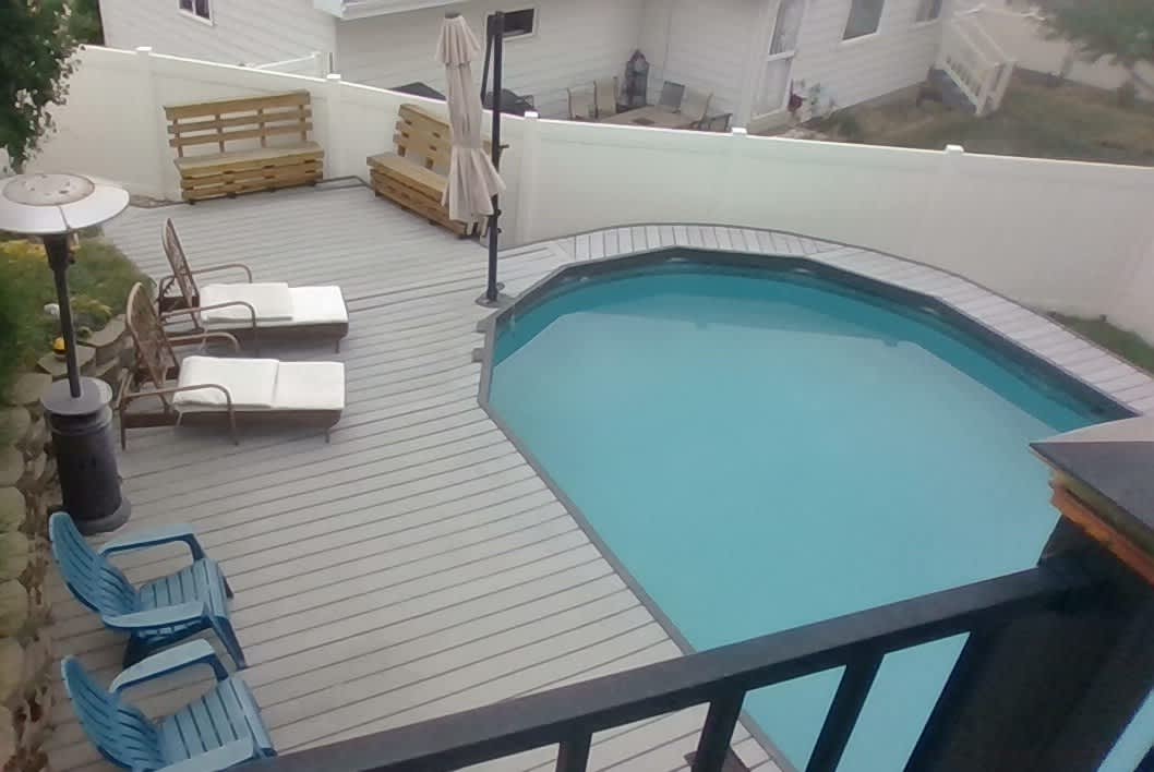 747 East Hills Drive North – photo 1