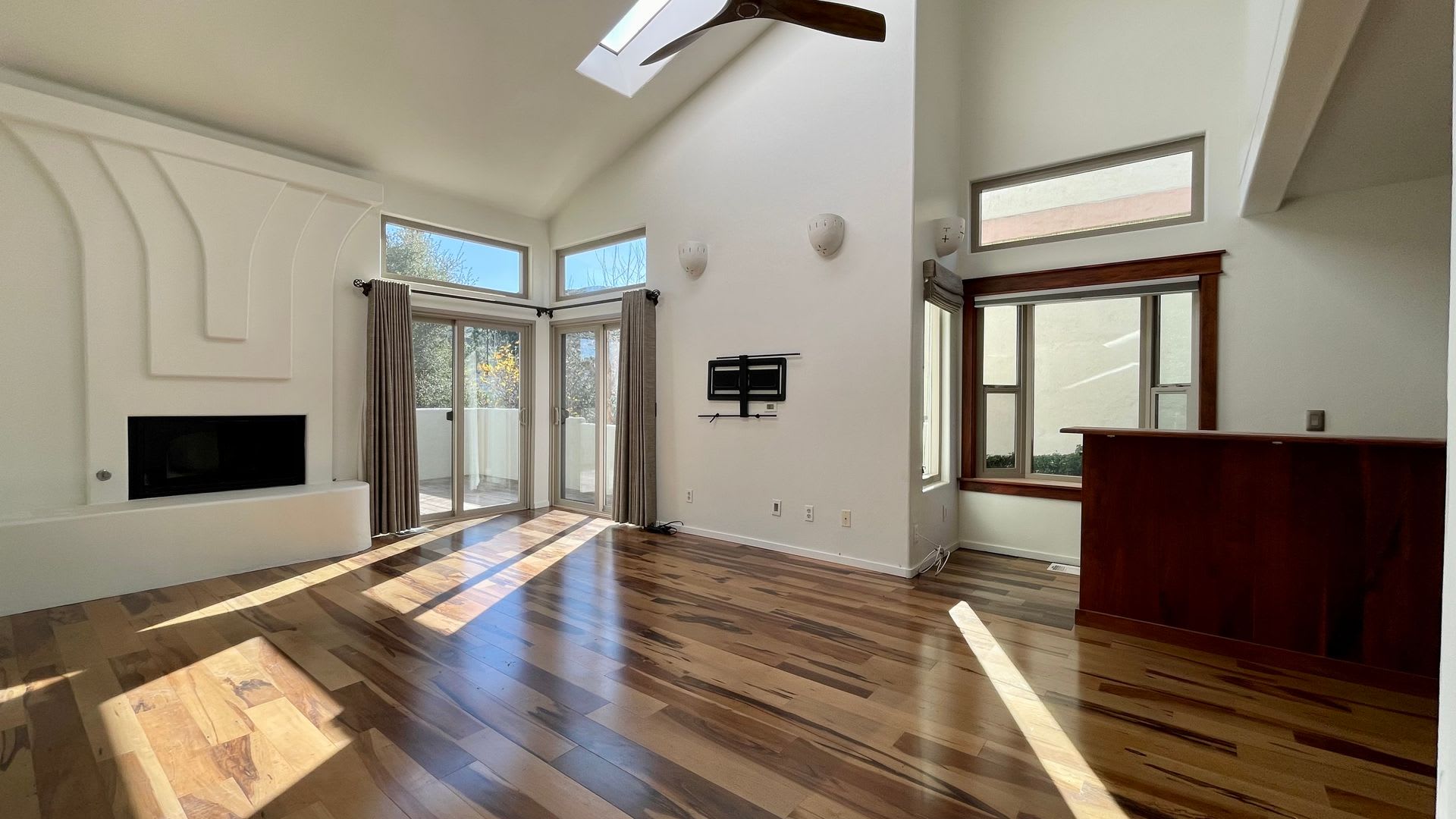 Modern, Updated 3-Bedroom Home in Stoneridge with Air Conditioning – photo 3