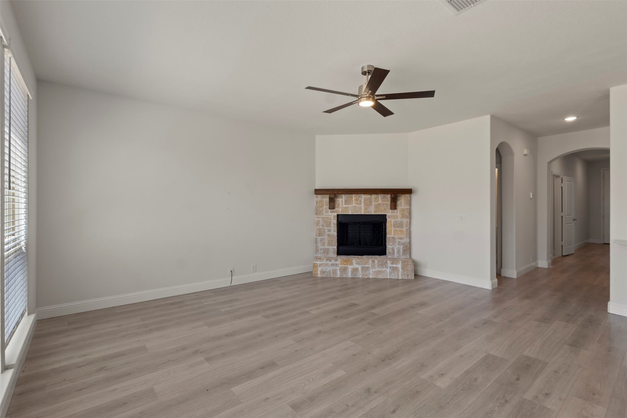3905 Holly Springs Lane – photo 5