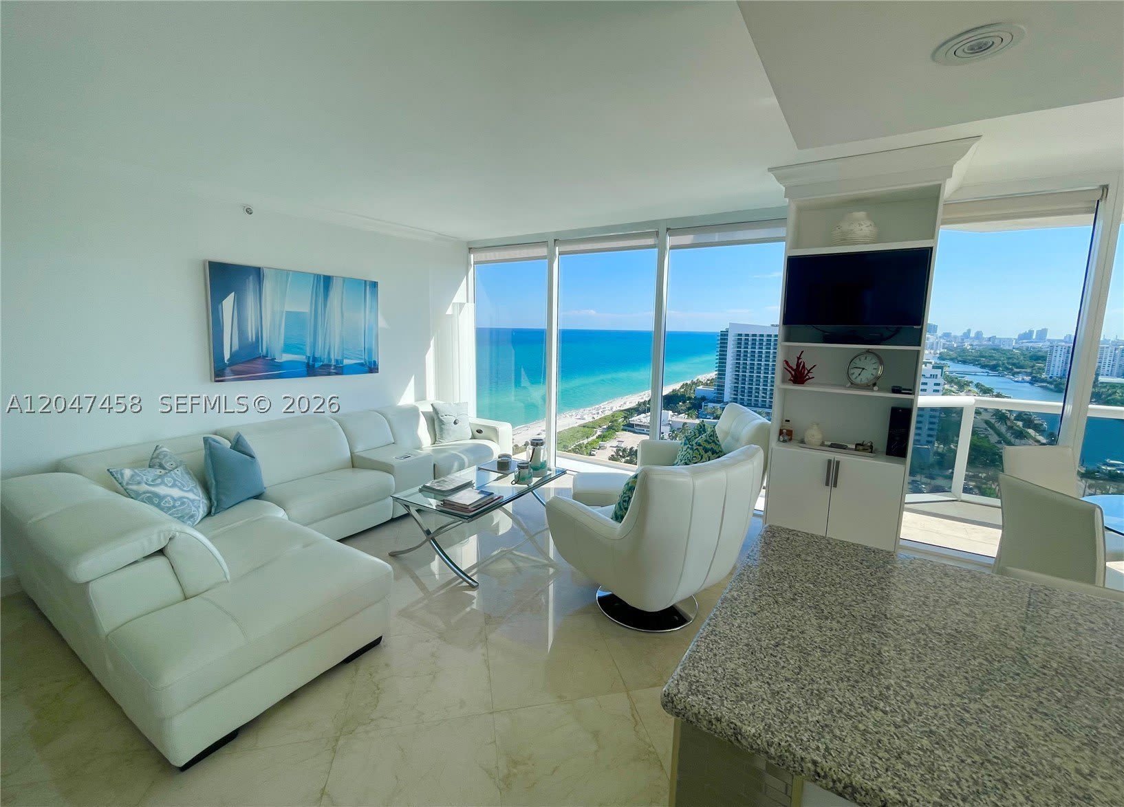 4775 Collins Ave – photo 1