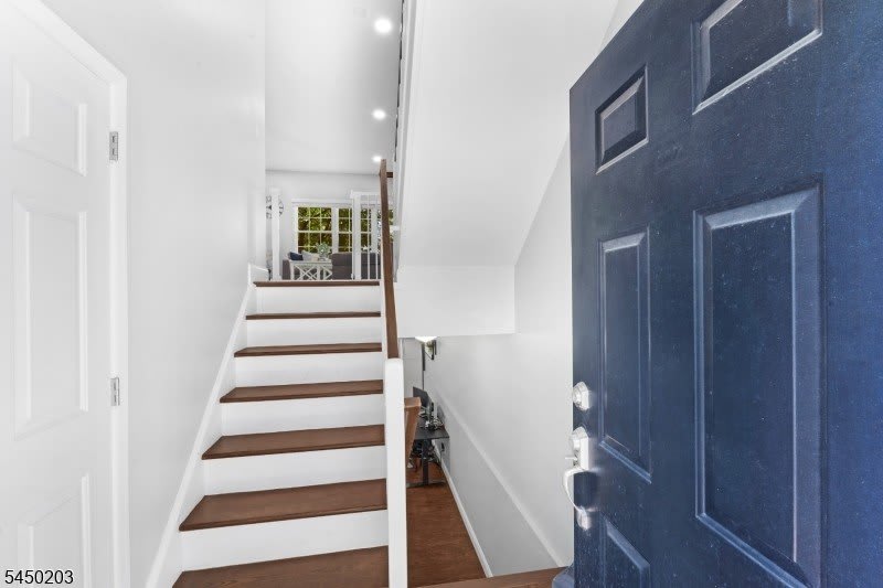 2202 Yardley Pl – photo 2