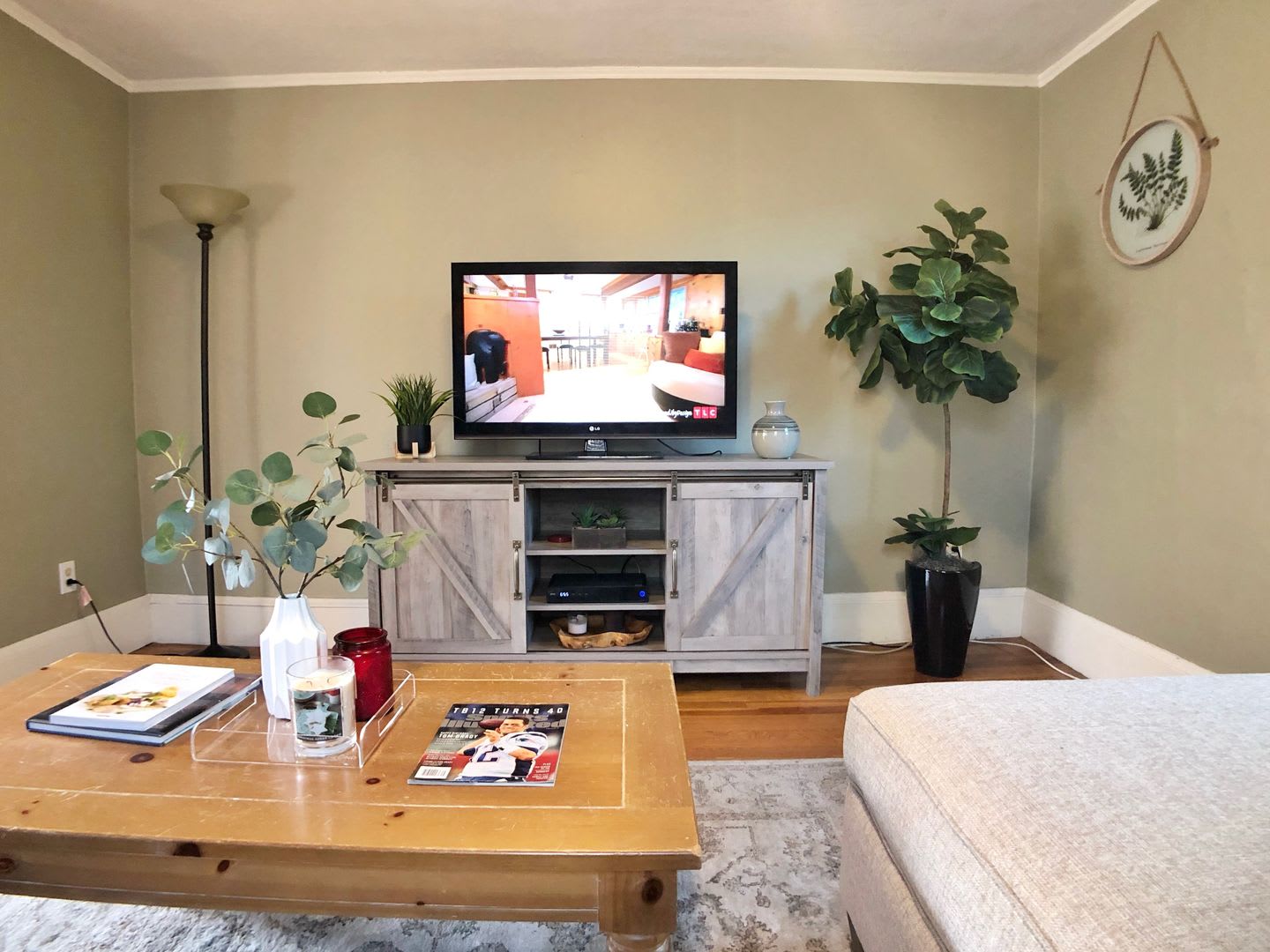 Amazing Location 2 Bed Duplex In Nonantum – photo 2