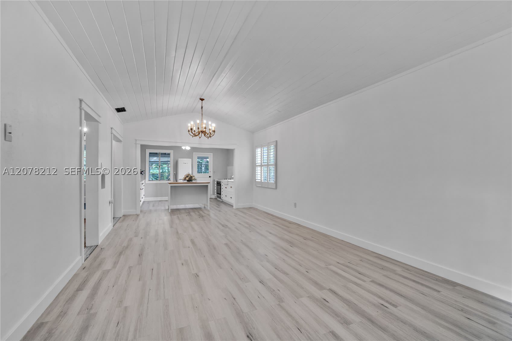 50 Nw 26Th Ave – photo 2