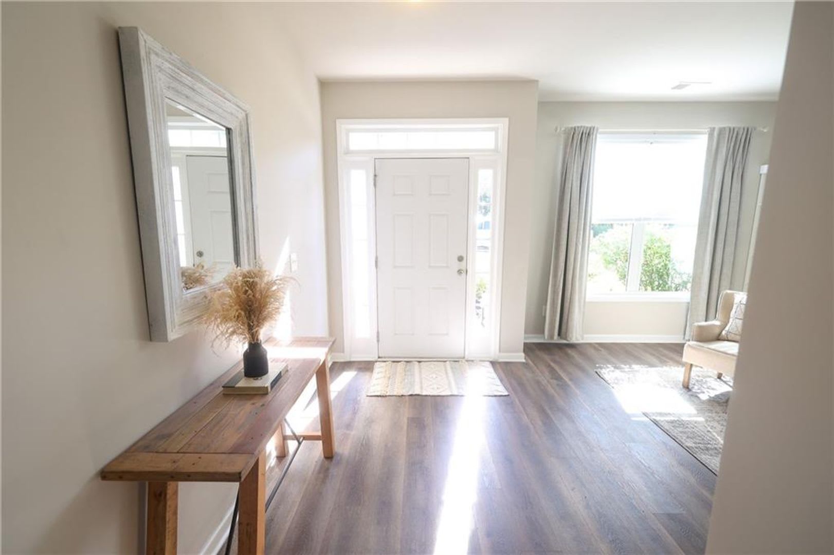 Charming 4-Bedroom Home in Diamond Ridge Community – photo 3