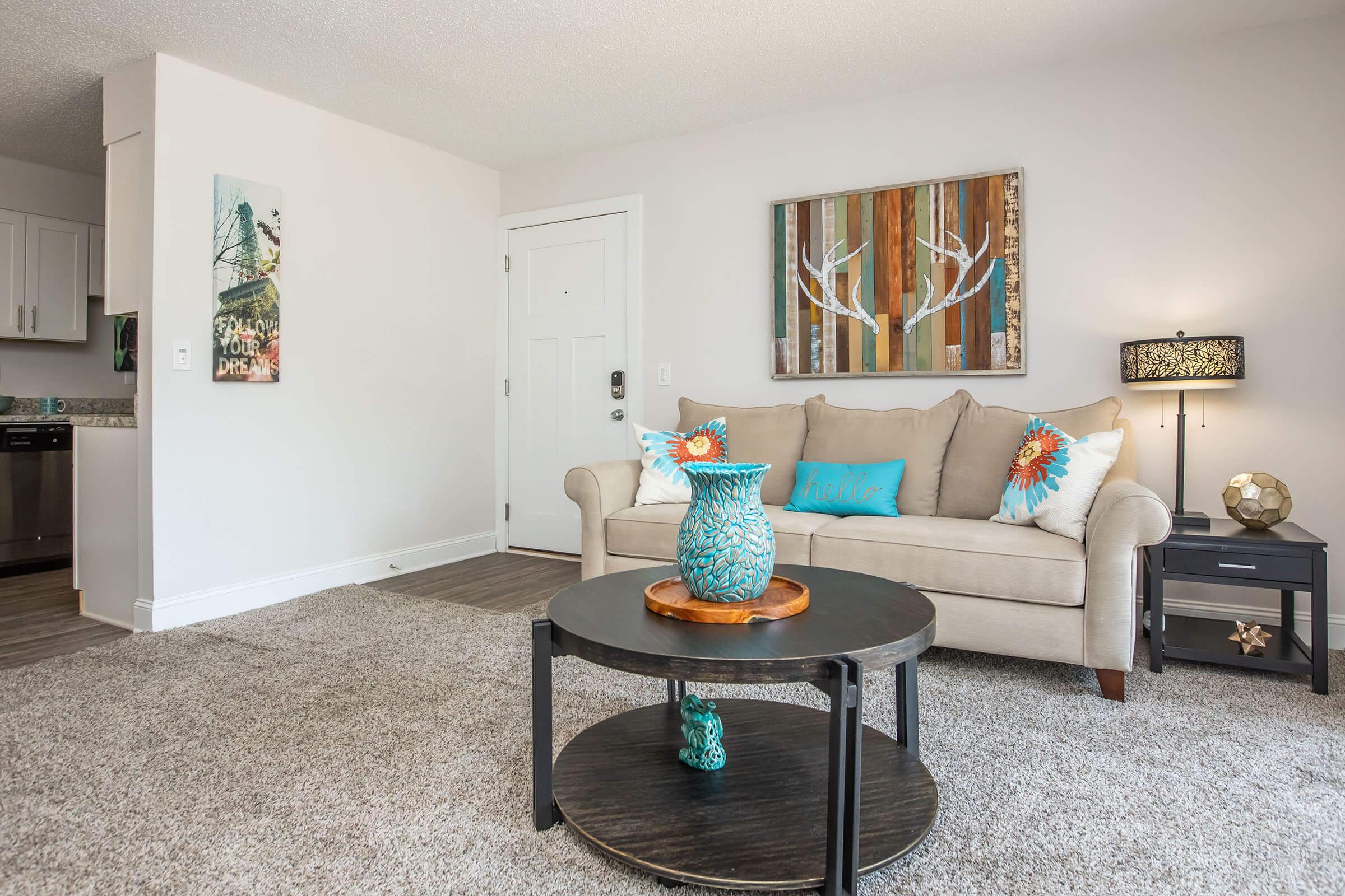 Nob Hill Apartment Homes – photo 4