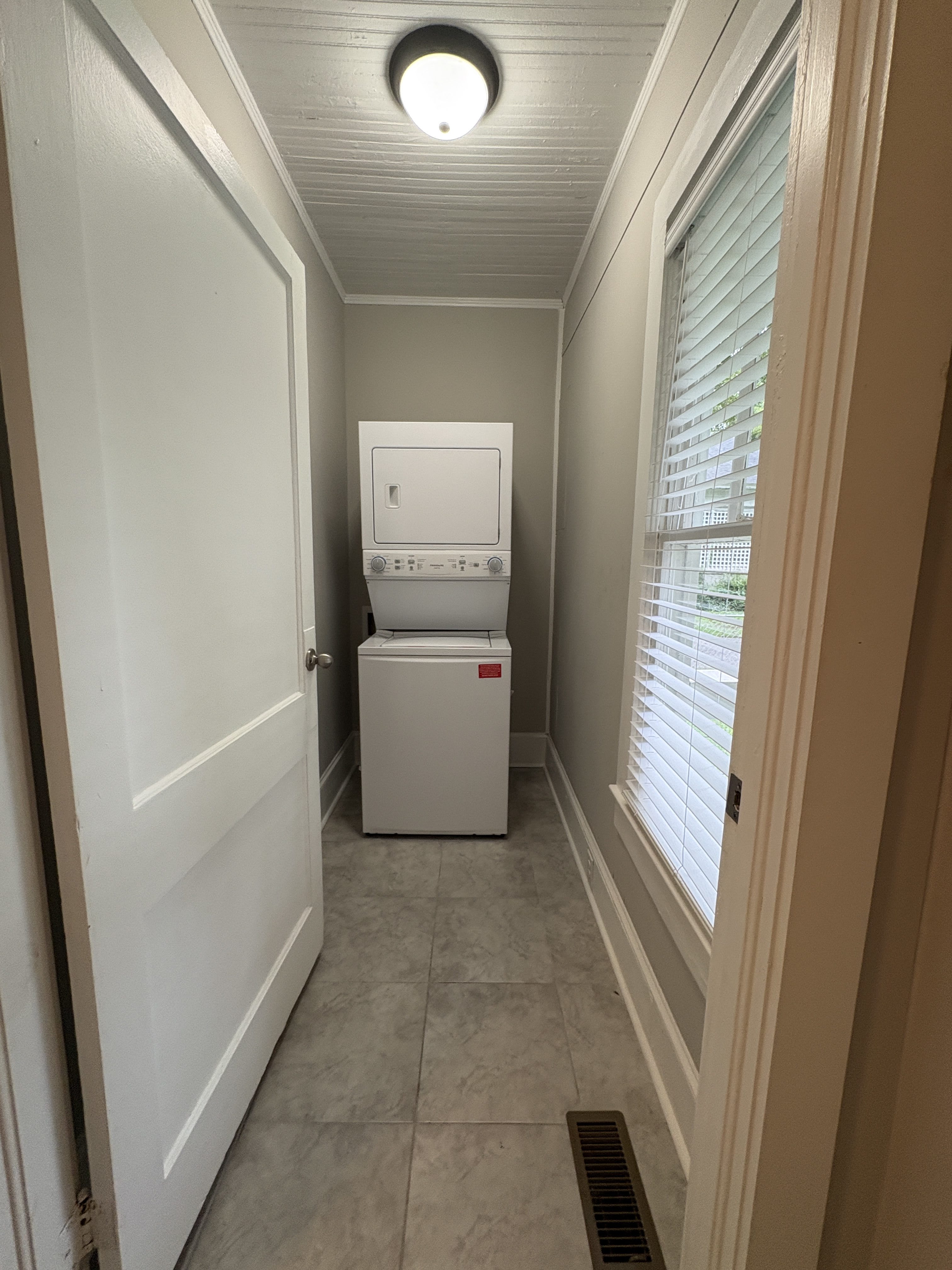 721 W Thomas St – photo 5