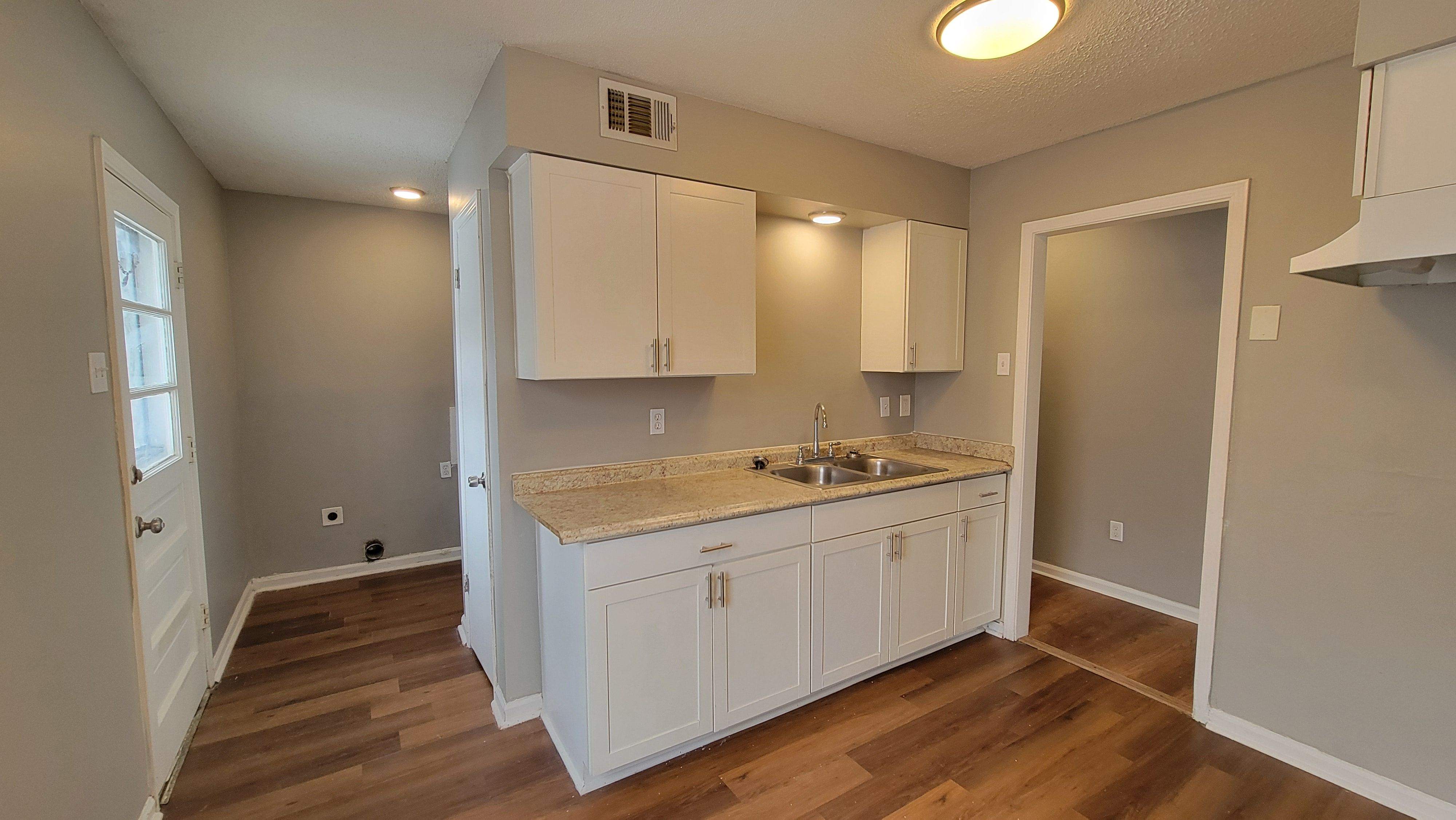 2927 Gruber Dr – photo 5