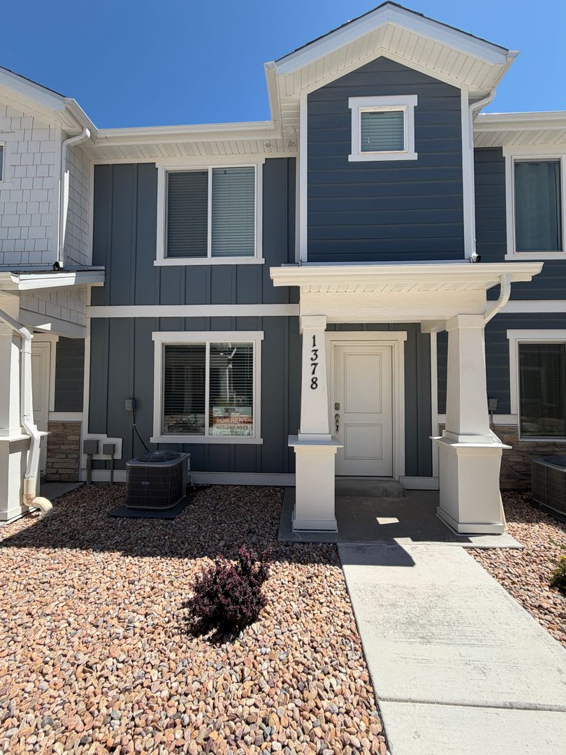 Modern 3-Bedroom Spanish Fork Townhome – Built in 2024 with Pool & Pickleball Courts – photo 1