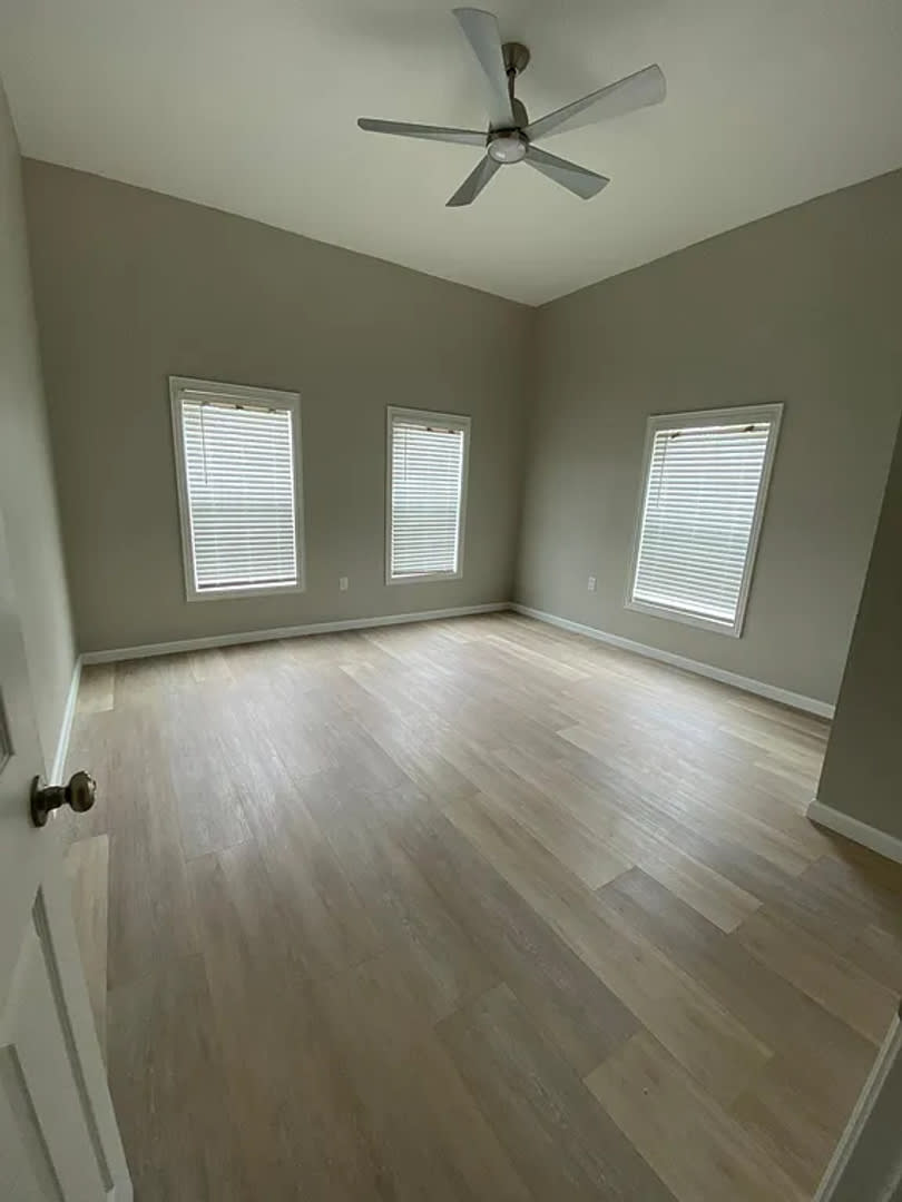 House For Rent 1850 Grand St, Beaumont, TX 77703 – photo 4