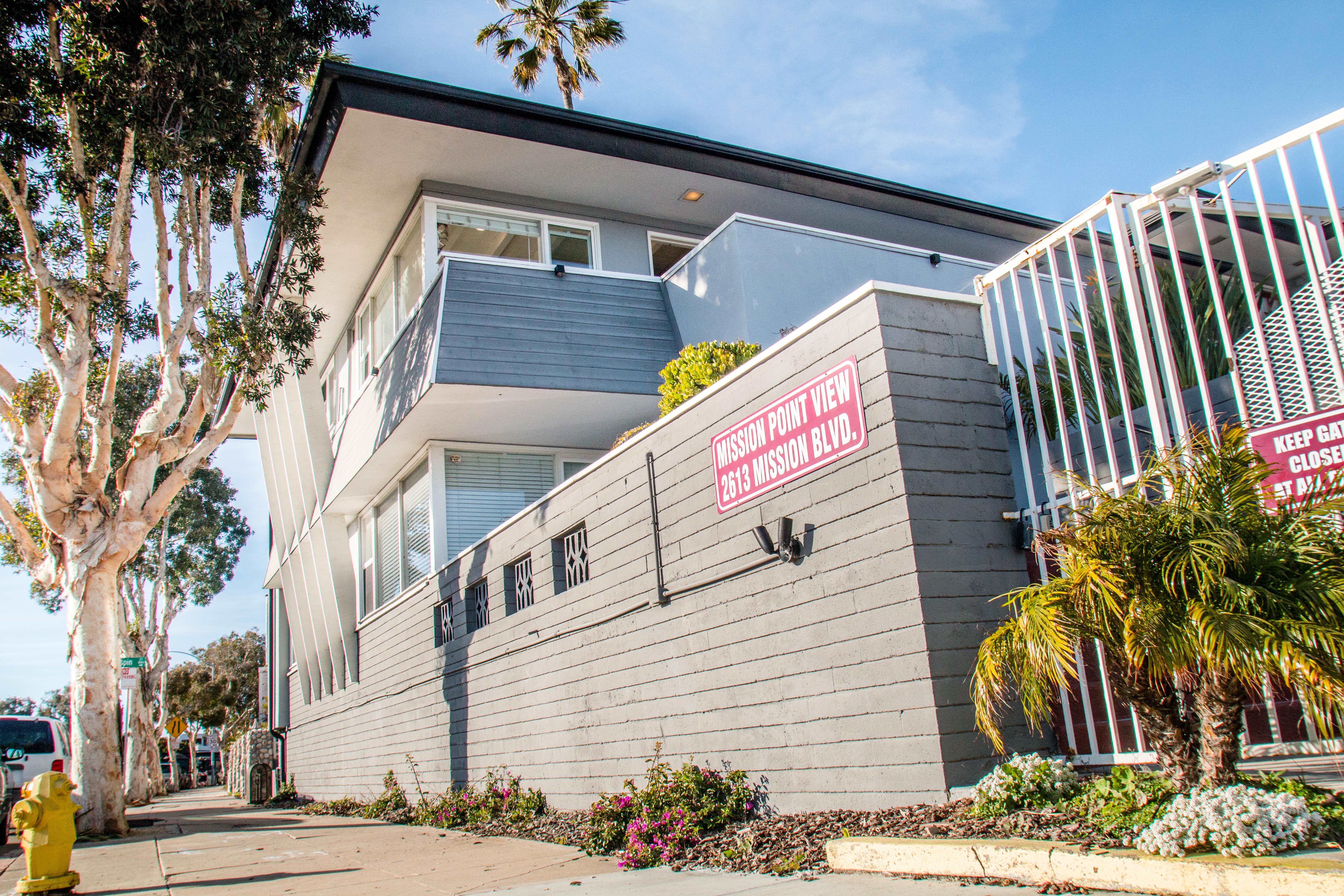 2613 Mission Blvd – photo 5