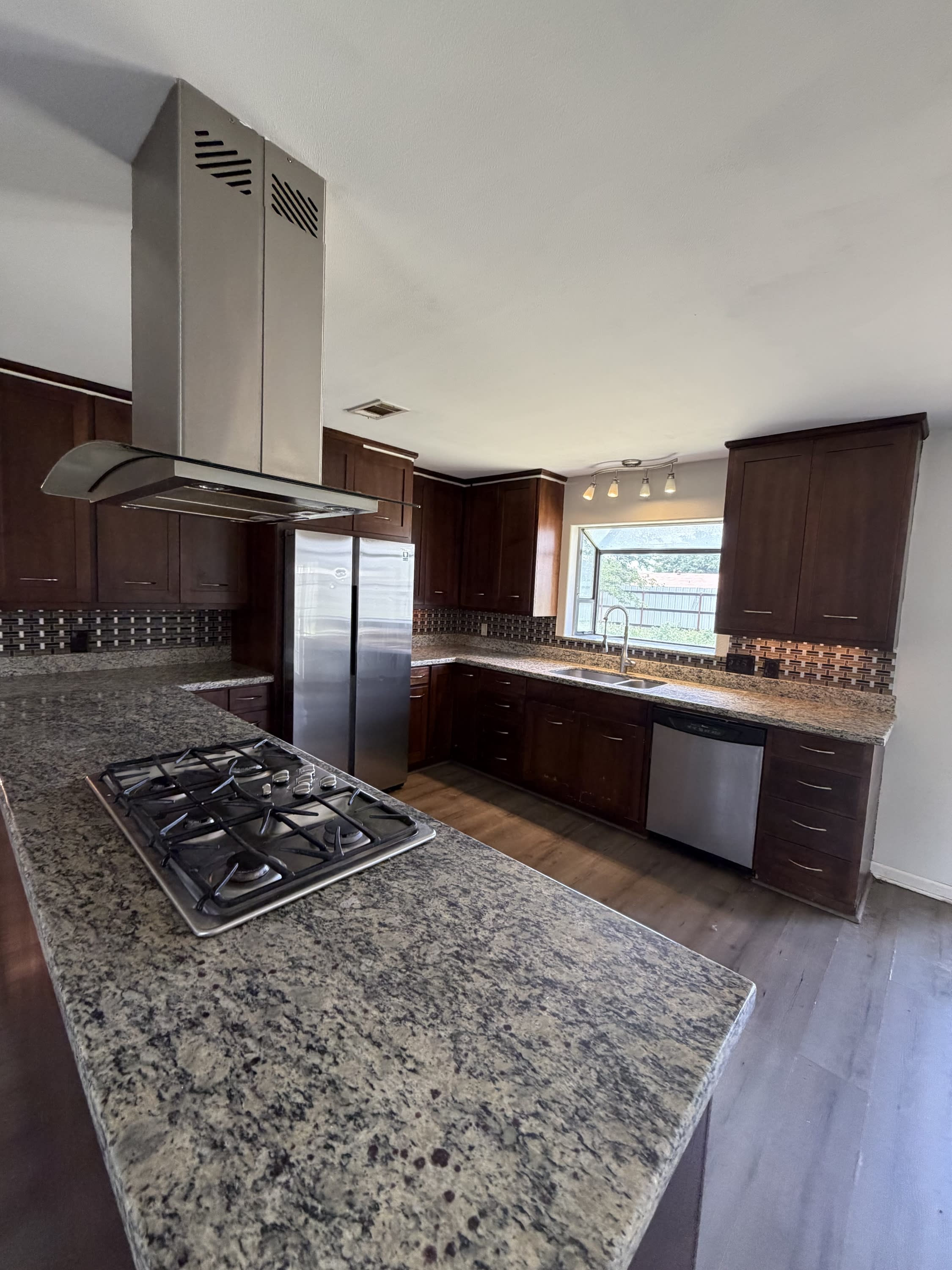 4827 12th Street – photo 3