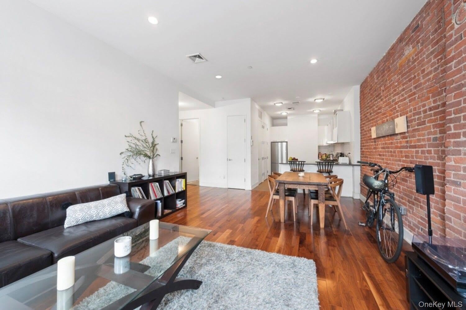 66 N 1ST Street – photo 4